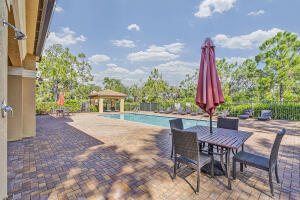 Lake Worth, Florida, 33463, United States, 3 Bedrooms Bedrooms, ,2 BathroomsBathrooms,Residential,For Sale,1974072