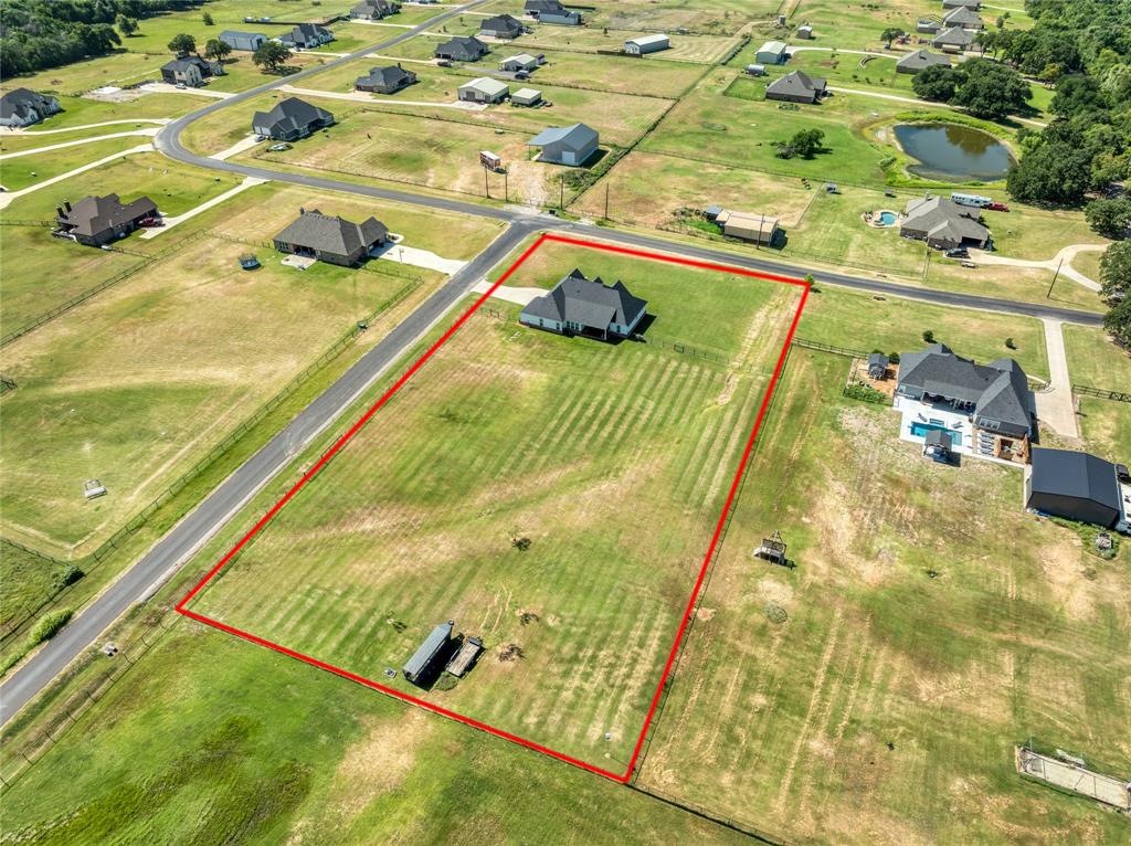 Weatherford, Texas, 76085, United States, 4 Bedrooms Bedrooms, ,2 BathroomsBathrooms,Residential,For Sale,1978041