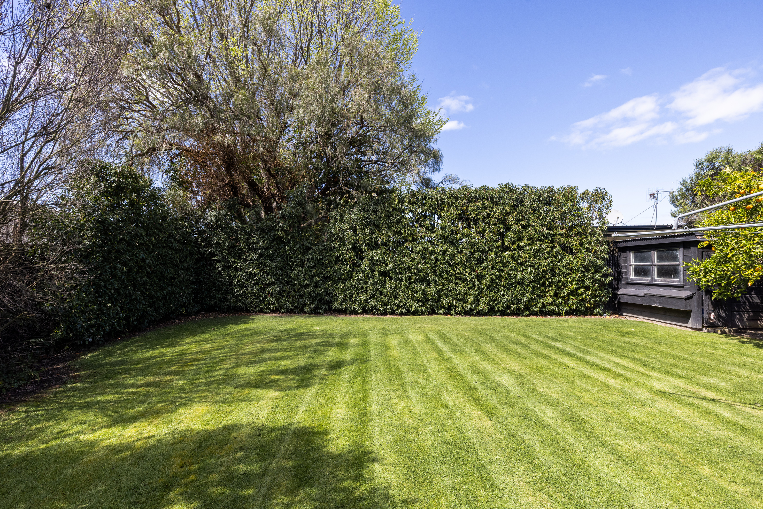  904B Harding Road, Camberley - 物件實景