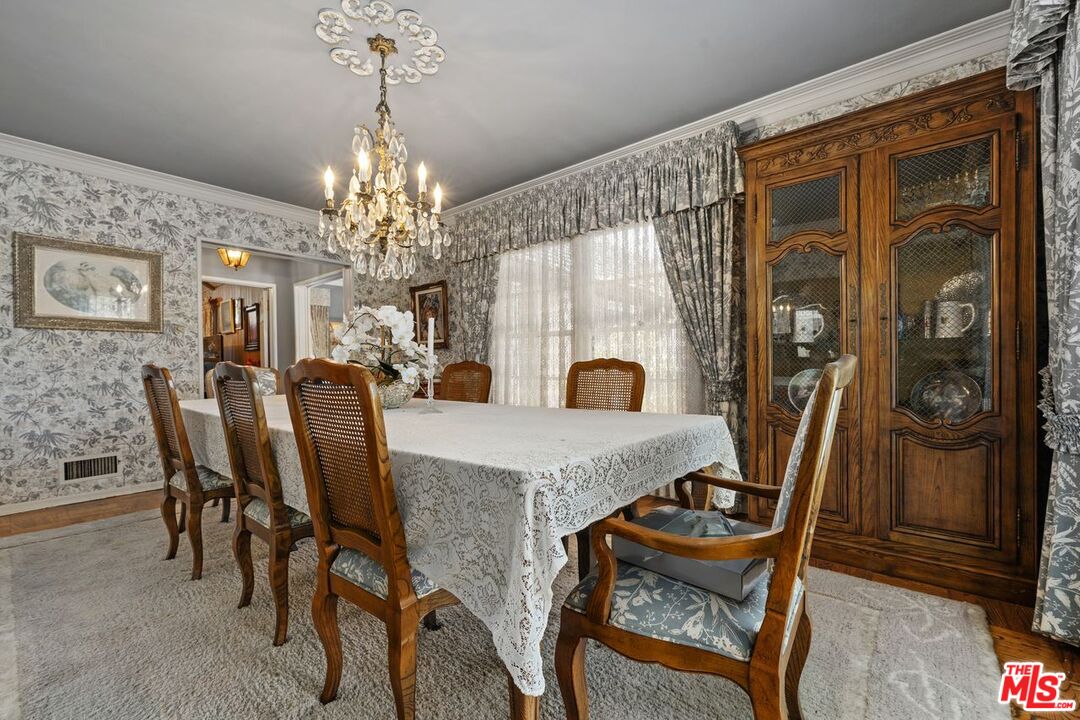 Los Angeles, California, 90049, United States, 4 Bedrooms Bedrooms, ,4 BathroomsBathrooms,Residential,For Sale,1913168
