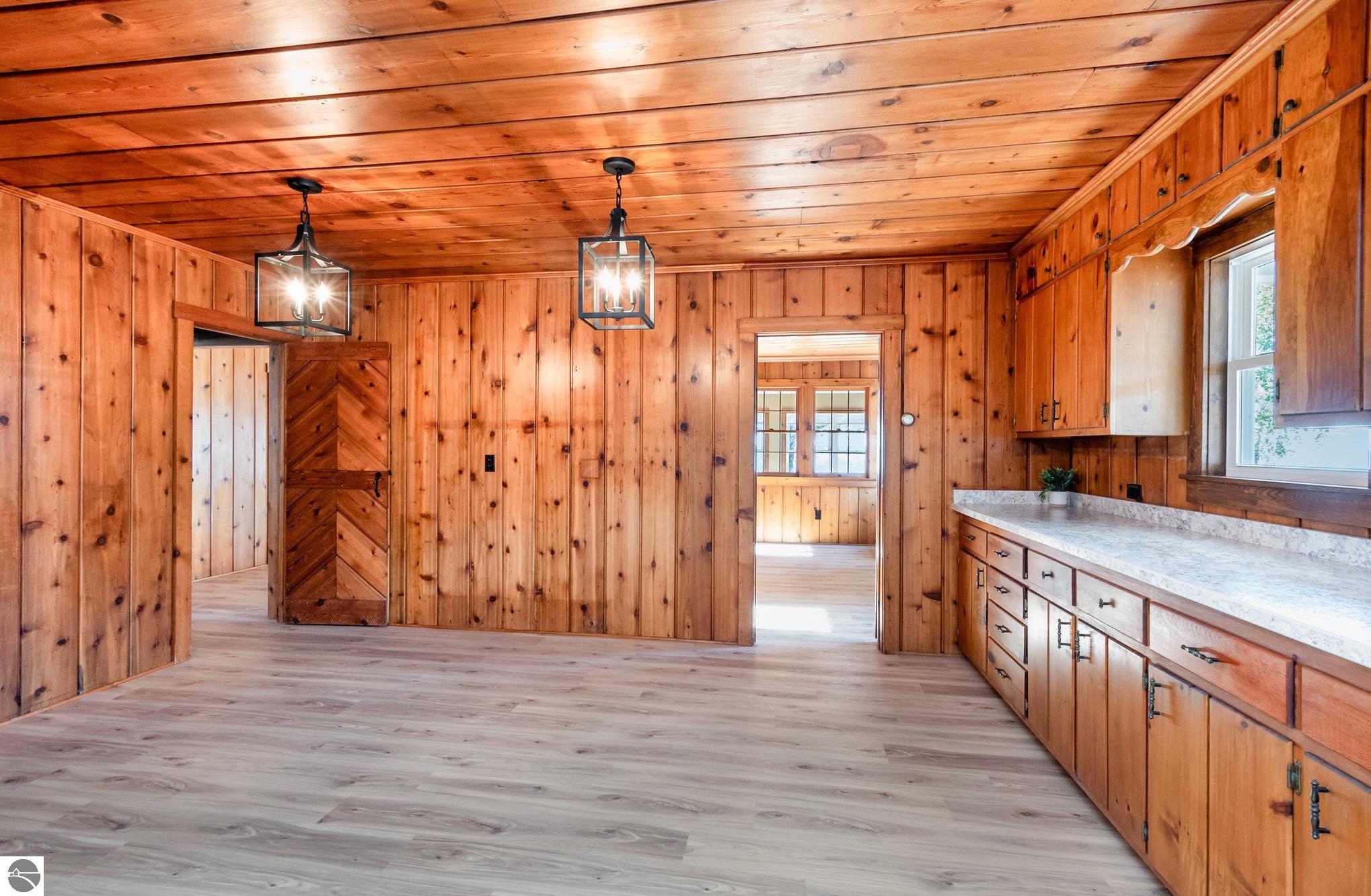 Tawas City, Michigan, 48763, United States, 4 Bedrooms Bedrooms, ,Residential,For Sale,1987317