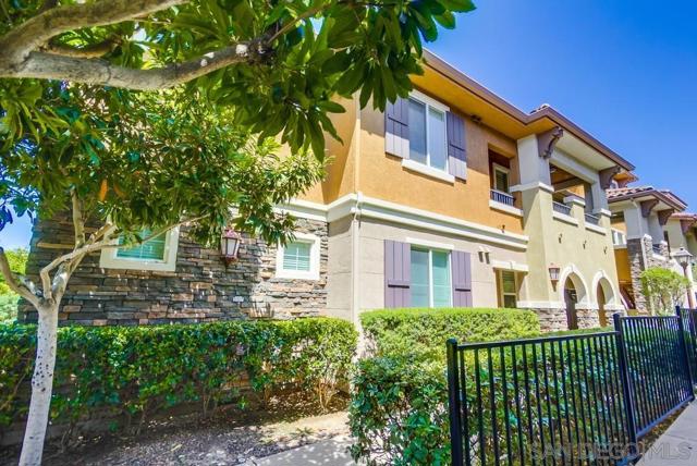 Santee, California, 92071, United States, 2 Bedrooms Bedrooms, ,2 BathroomsBathrooms,Residential,For Sale,1929099