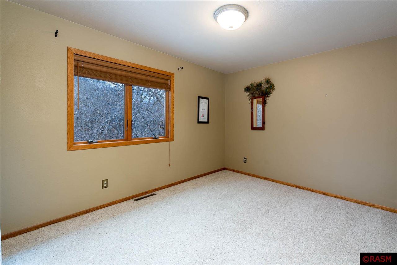 Mankato, Minnesota, 56001, United States, 4 Bedrooms Bedrooms, ,3 BathroomsBathrooms,Residential,For Sale,1841508