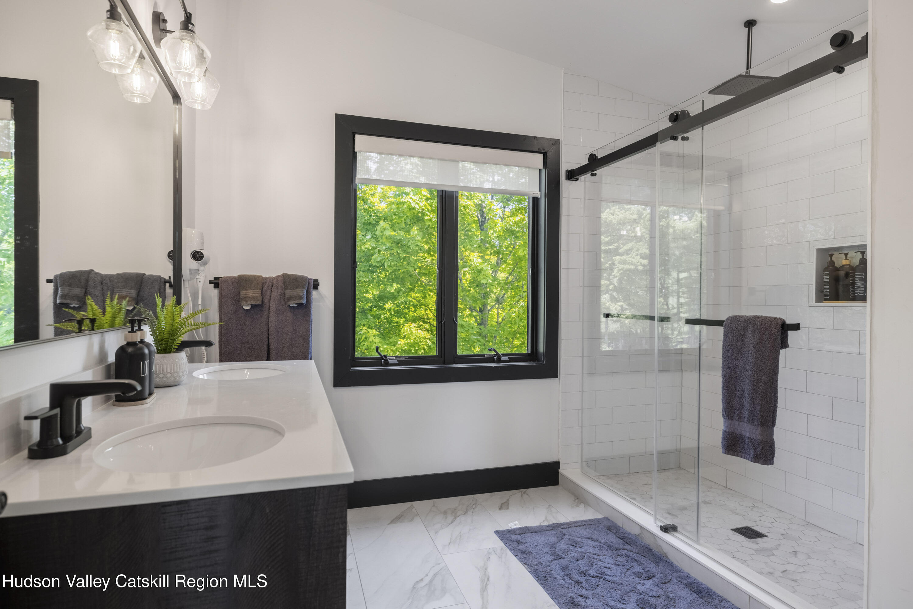 Windham, New York, 12496, United States, 5 Bedrooms Bedrooms, ,5 BathroomsBathrooms,Residential,For Sale,1848875