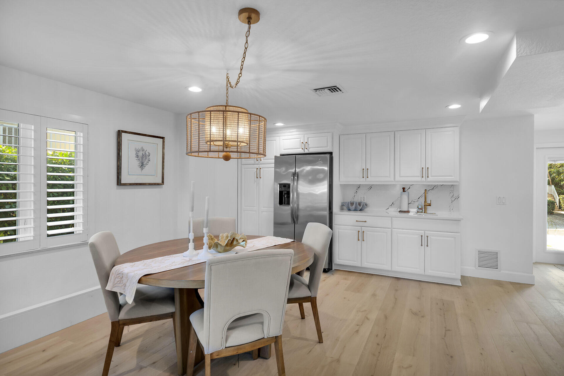 ISLAMORADA, Florida, 33070, United States, 4 Bedrooms Bedrooms, ,3 BathroomsBathrooms,Residential,For Sale,1691285