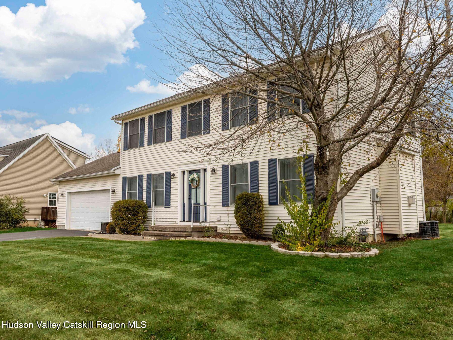 Saugerties, New York, 12477, United States, 4 Bedrooms Bedrooms, ,3 BathroomsBathrooms,Residential,For Sale,1994333