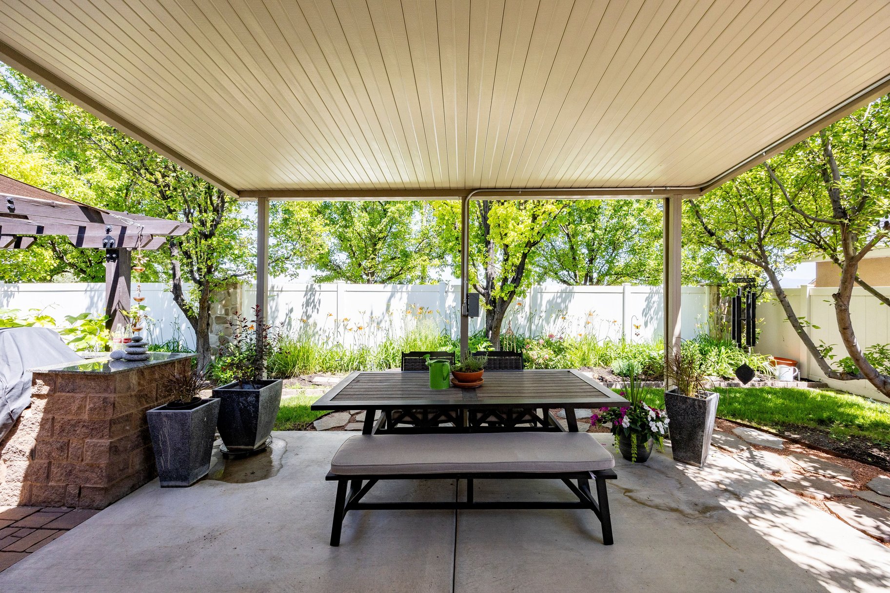  Enjoy Single Level Living at It
