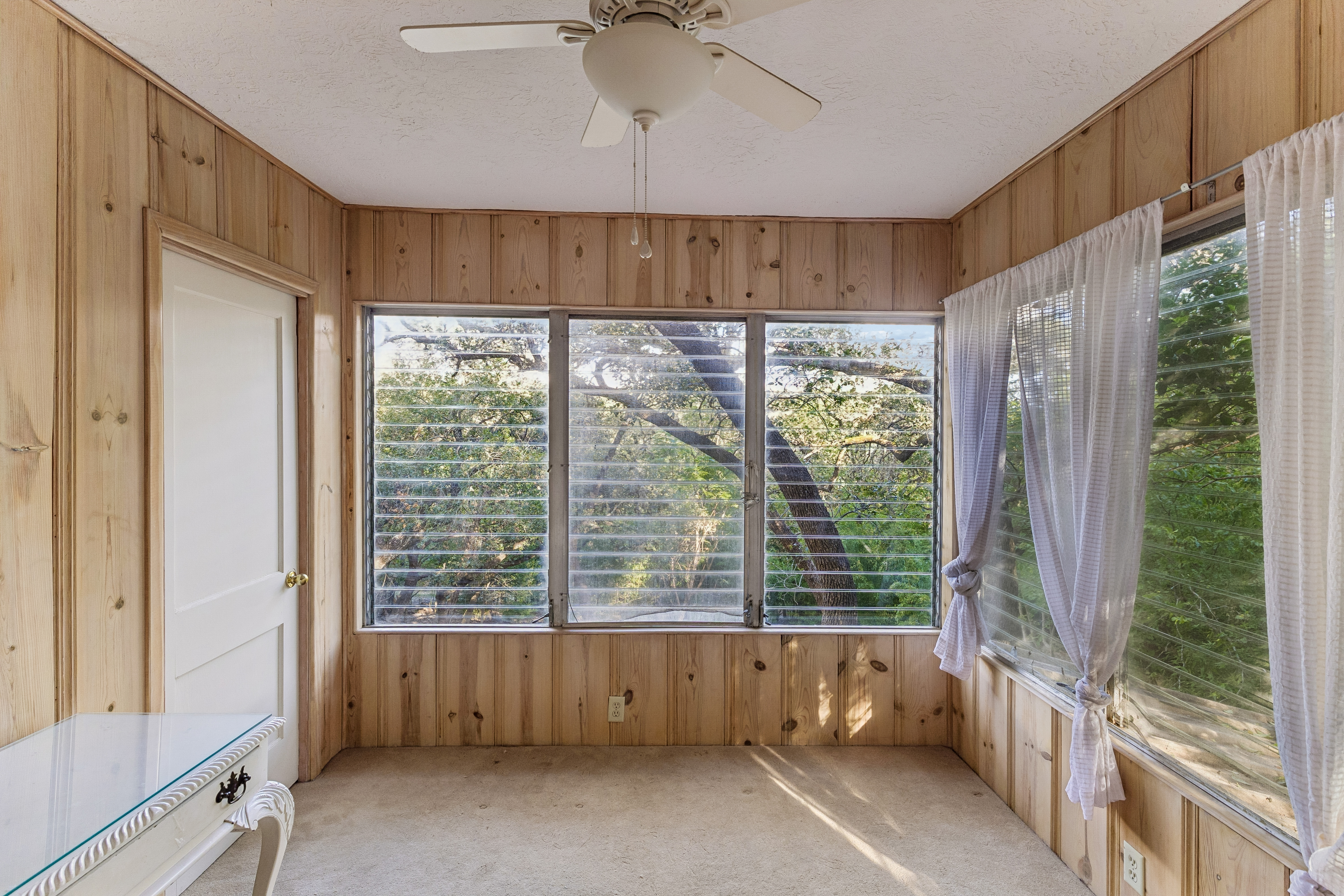  Spanish-Style Historic Woodland Retreat in Helotes - 物件實景