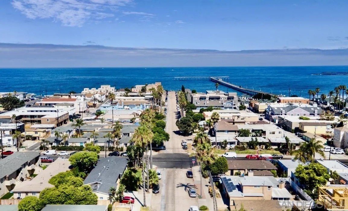 San Diego, California, 92107, United States, 4 Bedrooms Bedrooms, ,Residential,For Sale,1907414