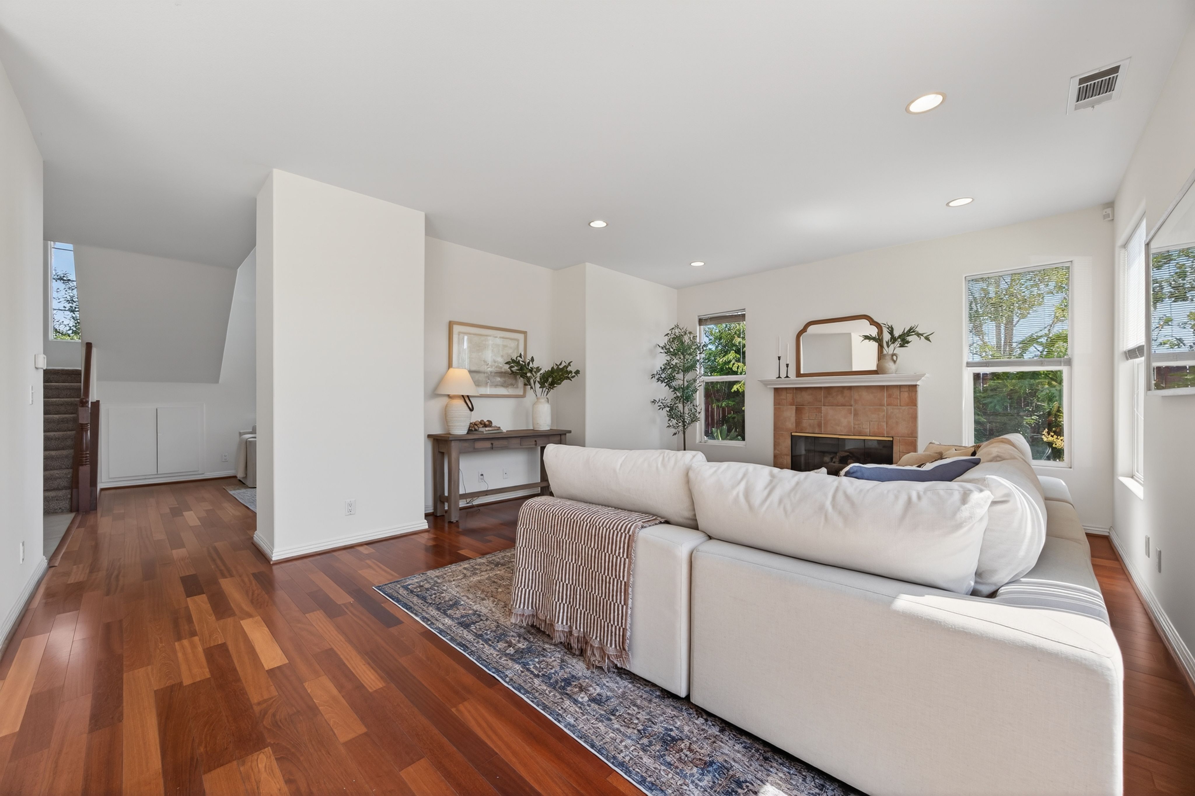  1602 Grace Court, Camarillo, CA 93010 - 物件實景