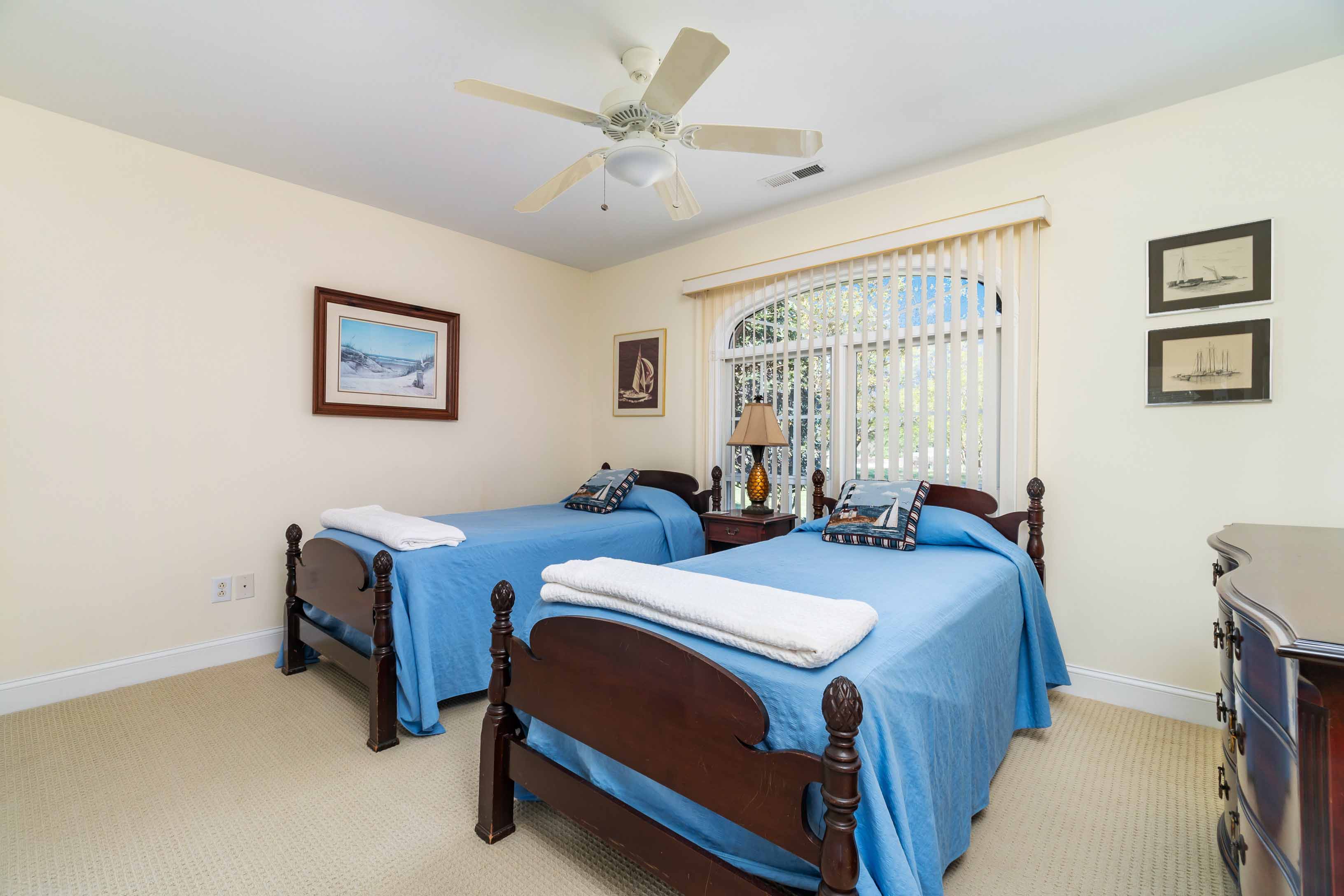 Oriental, North Carolina, 28571, United States, 3 Bedrooms Bedrooms, ,2 BathroomsBathrooms,Residential,For Sale,1982207