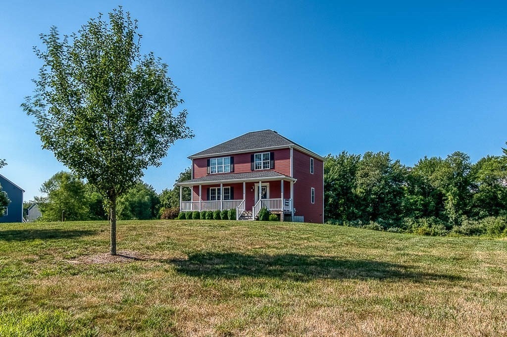 Lakeville, Massachusetts, 02347, United States, 3 Bedrooms Bedrooms, ,3 BathroomsBathrooms,Residential,For Sale,1921746