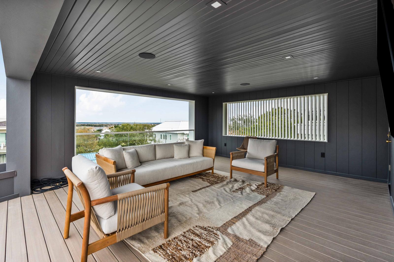 Isle of Palms, South Carolina, 29451, United States, 4 Bedrooms Bedrooms, ,5 BathroomsBathrooms,Residential,For Sale,2003052