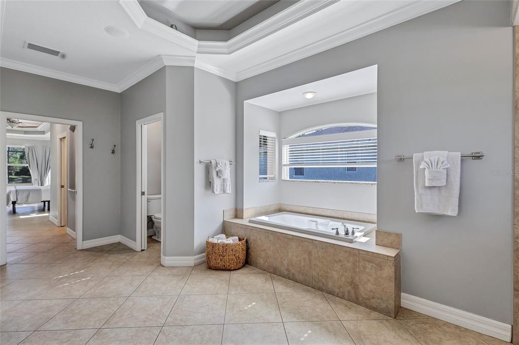 Bradenton, Florida, 34212, United States, 4 Bedrooms Bedrooms, ,3 BathroomsBathrooms,Residential,For Sale,1826992