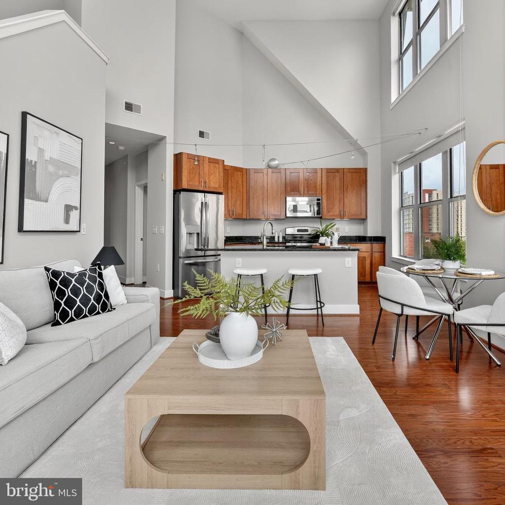 Arlington, Virginia, 22201, United States, 2 Bedrooms Bedrooms, ,2 BathroomsBathrooms,Residential,For Sale,1927773