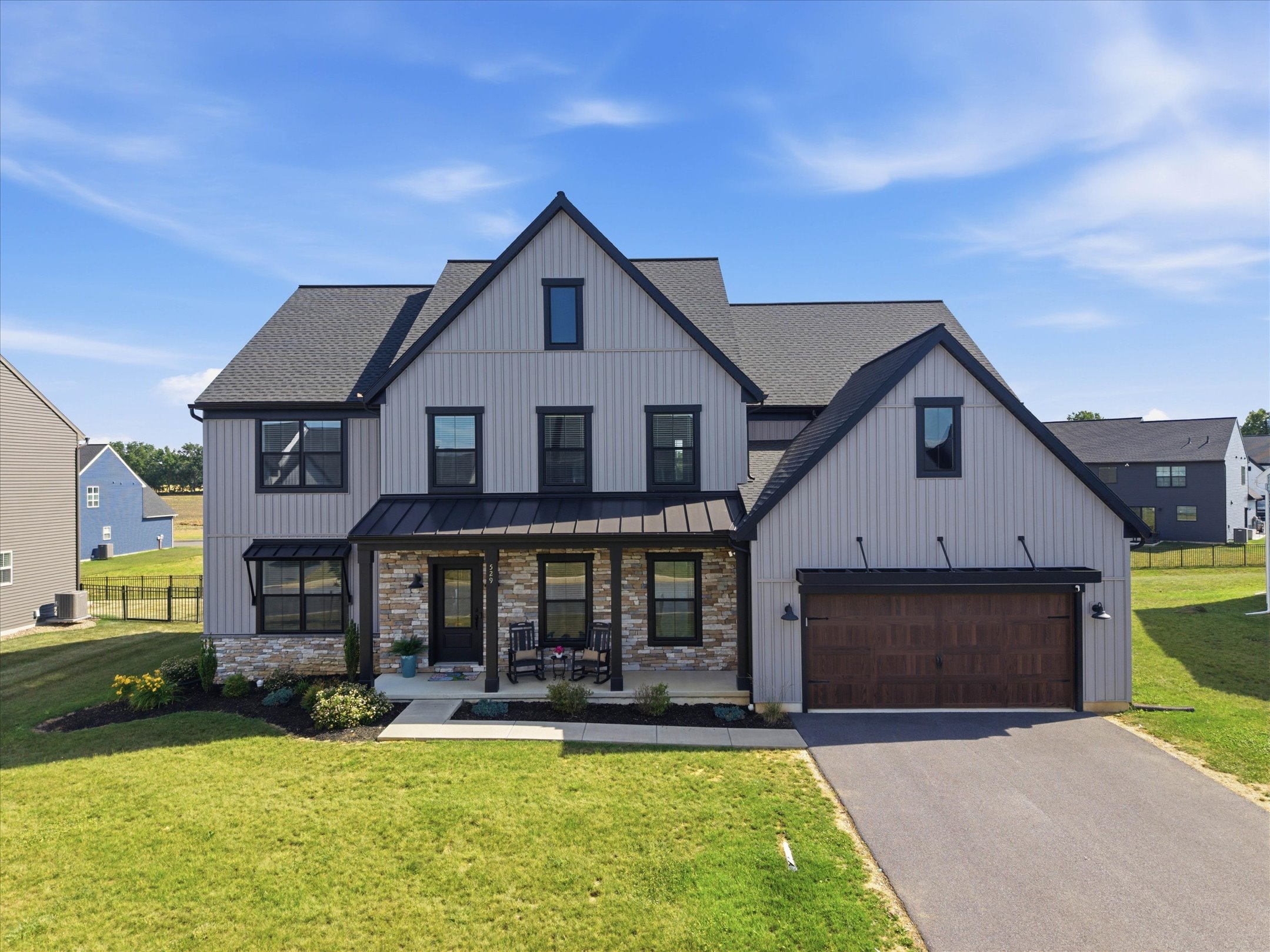  529 Breezewood Ln - 物件實景