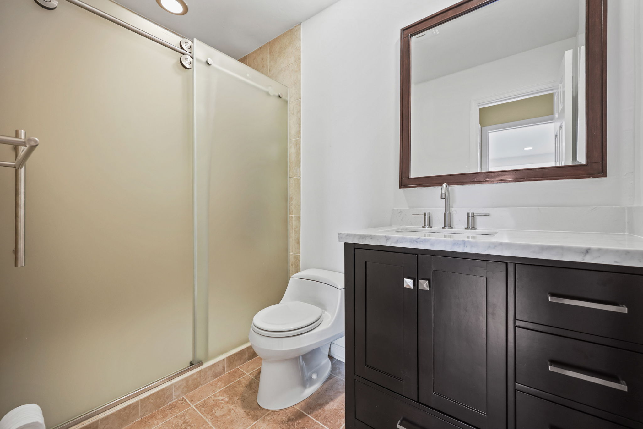  27 Meadow Lane - 物件實景