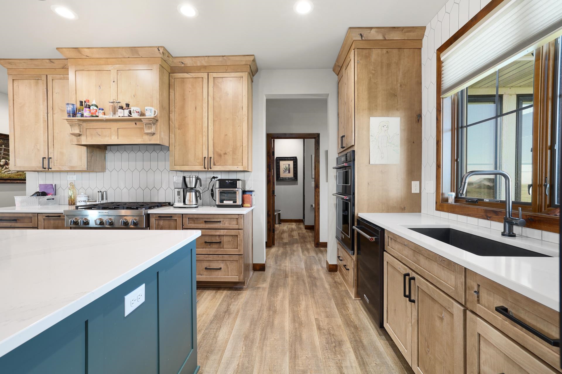 Garrison, North Dakota, 58540, United States, 4 Bedrooms Bedrooms, ,3 BathroomsBathrooms,Residential,For Sale,1976160