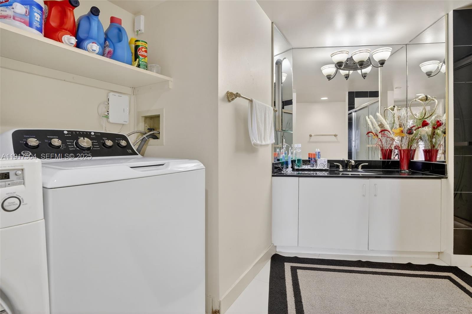 Aventura, Florida, 33160, United States, 3 Bedrooms Bedrooms, ,3 BathroomsBathrooms,Residential,For Sale,1997076