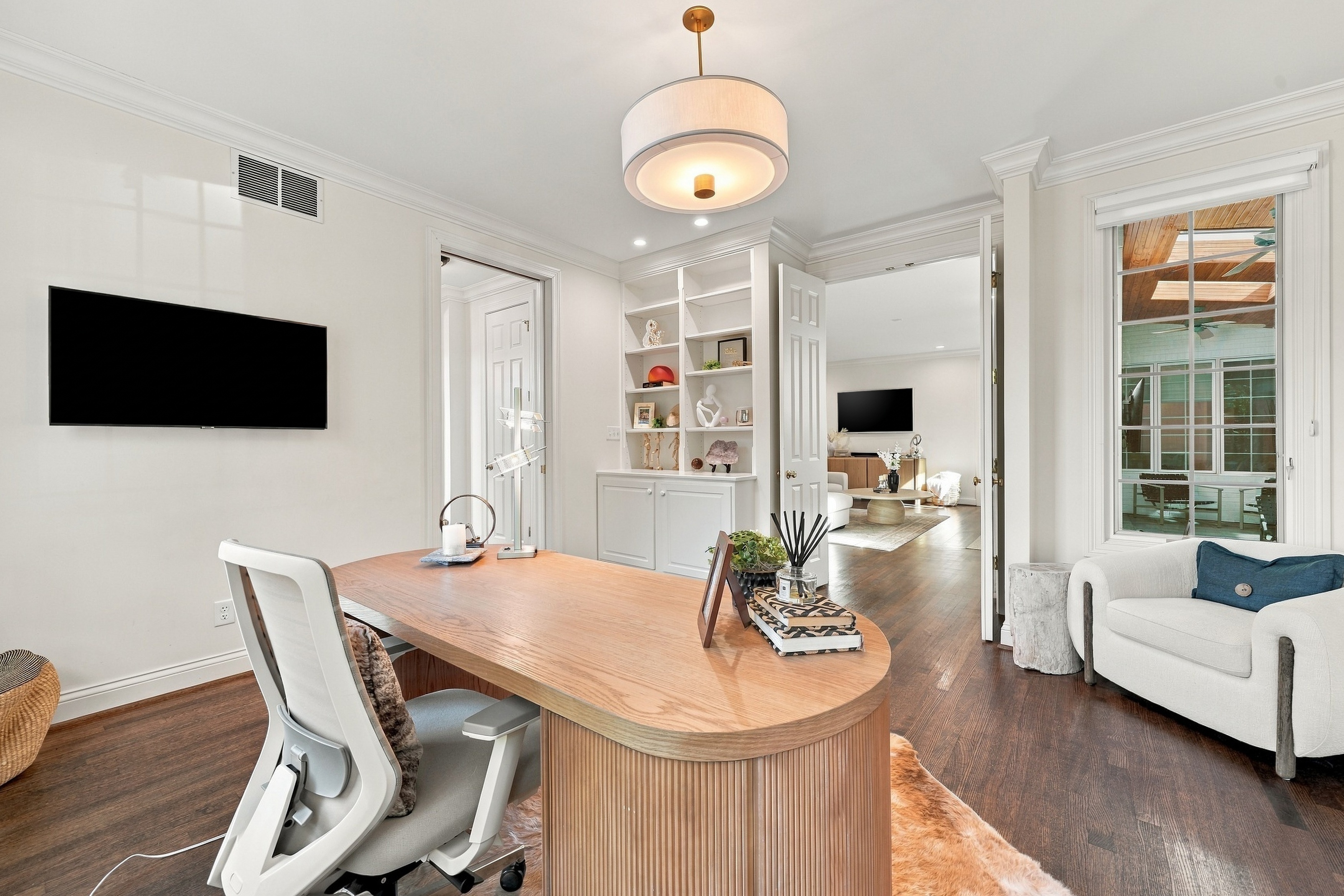  Sophisticated Clayton Home - 物件實景