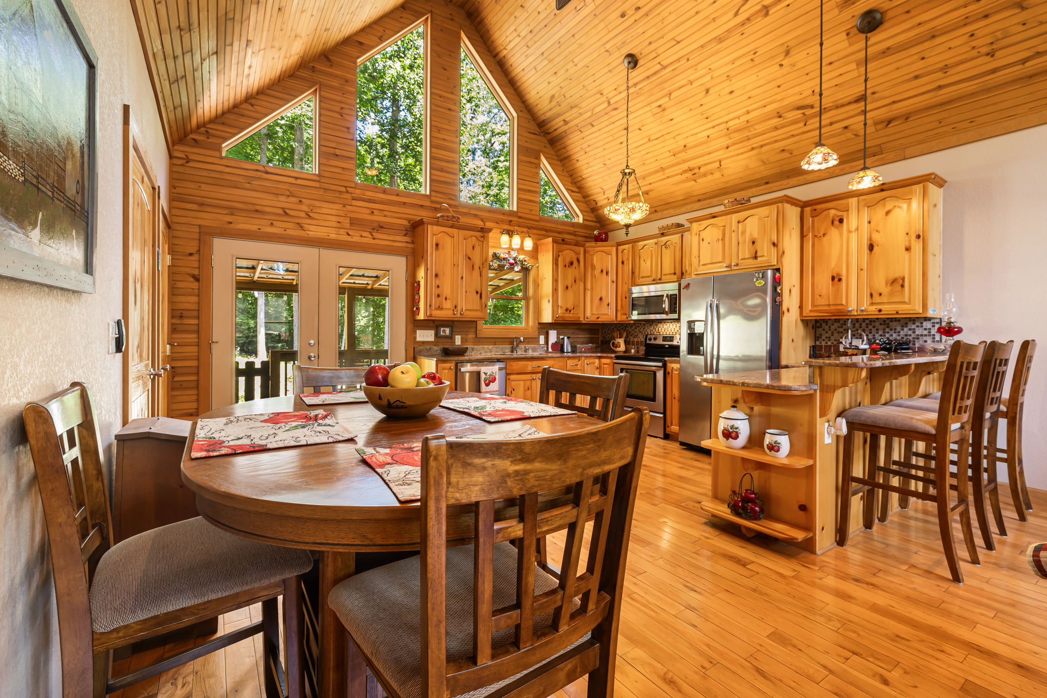 Burnsville, North Carolina, 28714, United States, 2 Bedrooms Bedrooms, ,Residential,For Sale,1931797