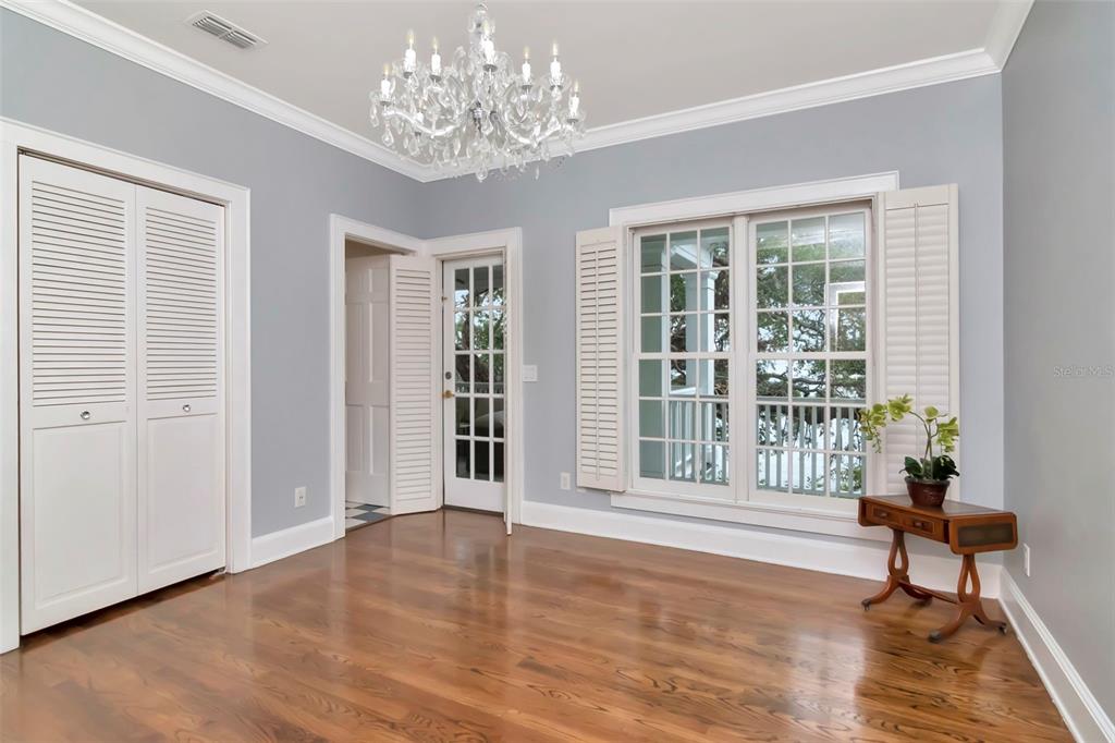 Tampa, Florida, 33611, United States, 5 Bedrooms Bedrooms, ,7 BathroomsBathrooms,Residential,For Sale,1988340