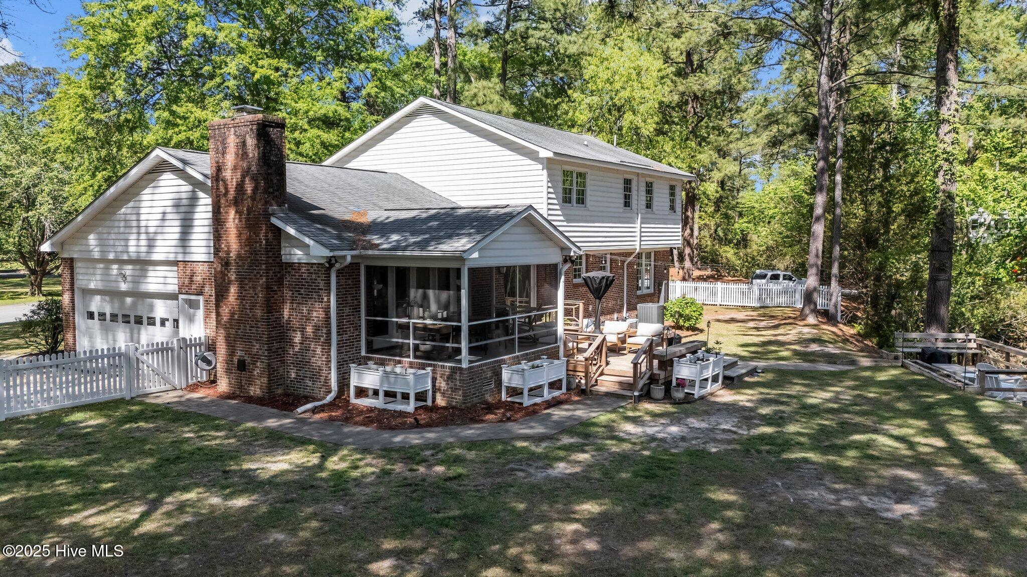 New Bern, North Carolina, 28562, United States, 3 Bedrooms Bedrooms, ,3 BathroomsBathrooms,Residential,For Sale,1793075