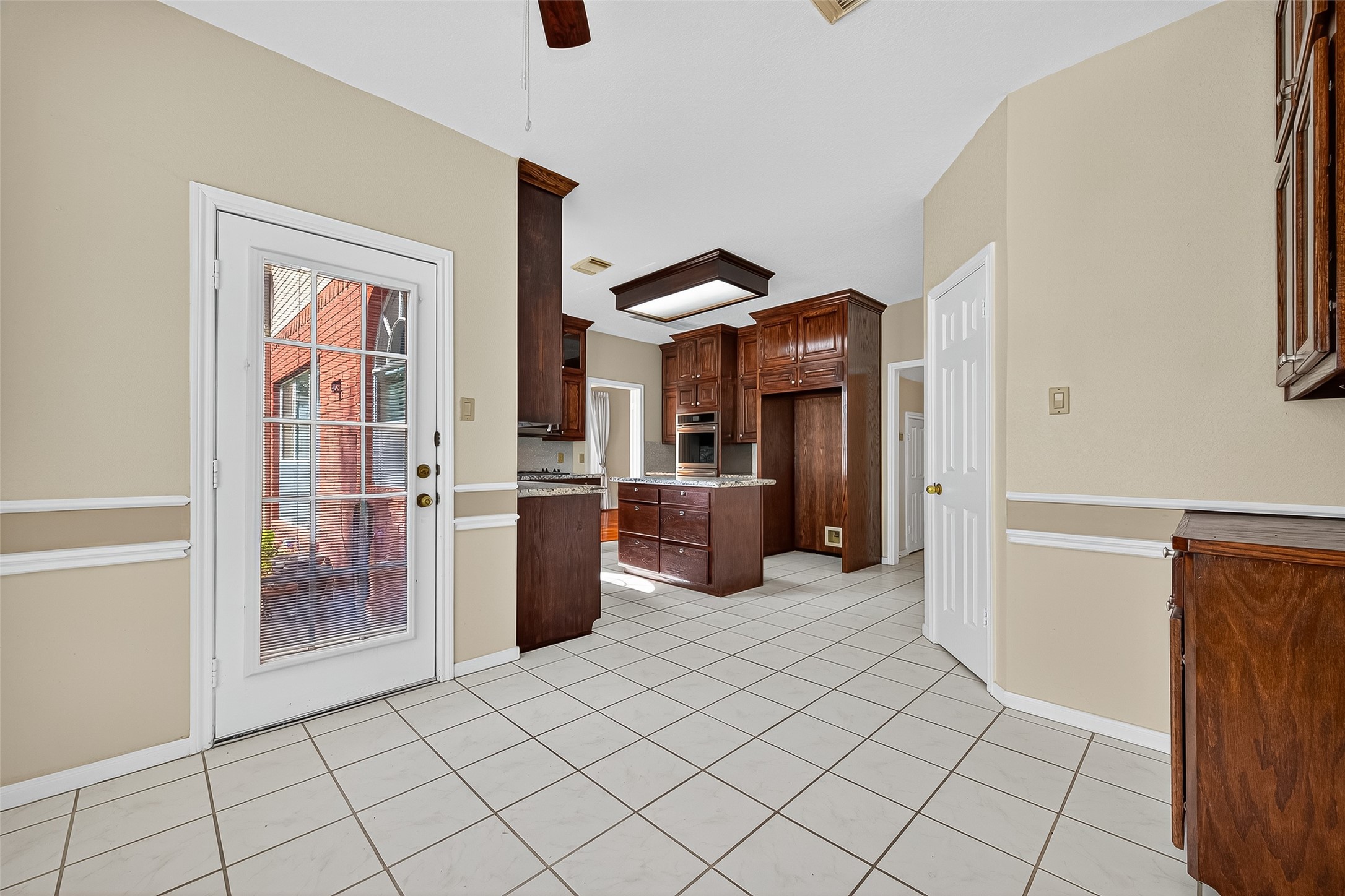 Sugar Land, Texas, 77478, United States, 5 Bedrooms Bedrooms, ,4 BathroomsBathrooms,Residential,For Sale,1971376