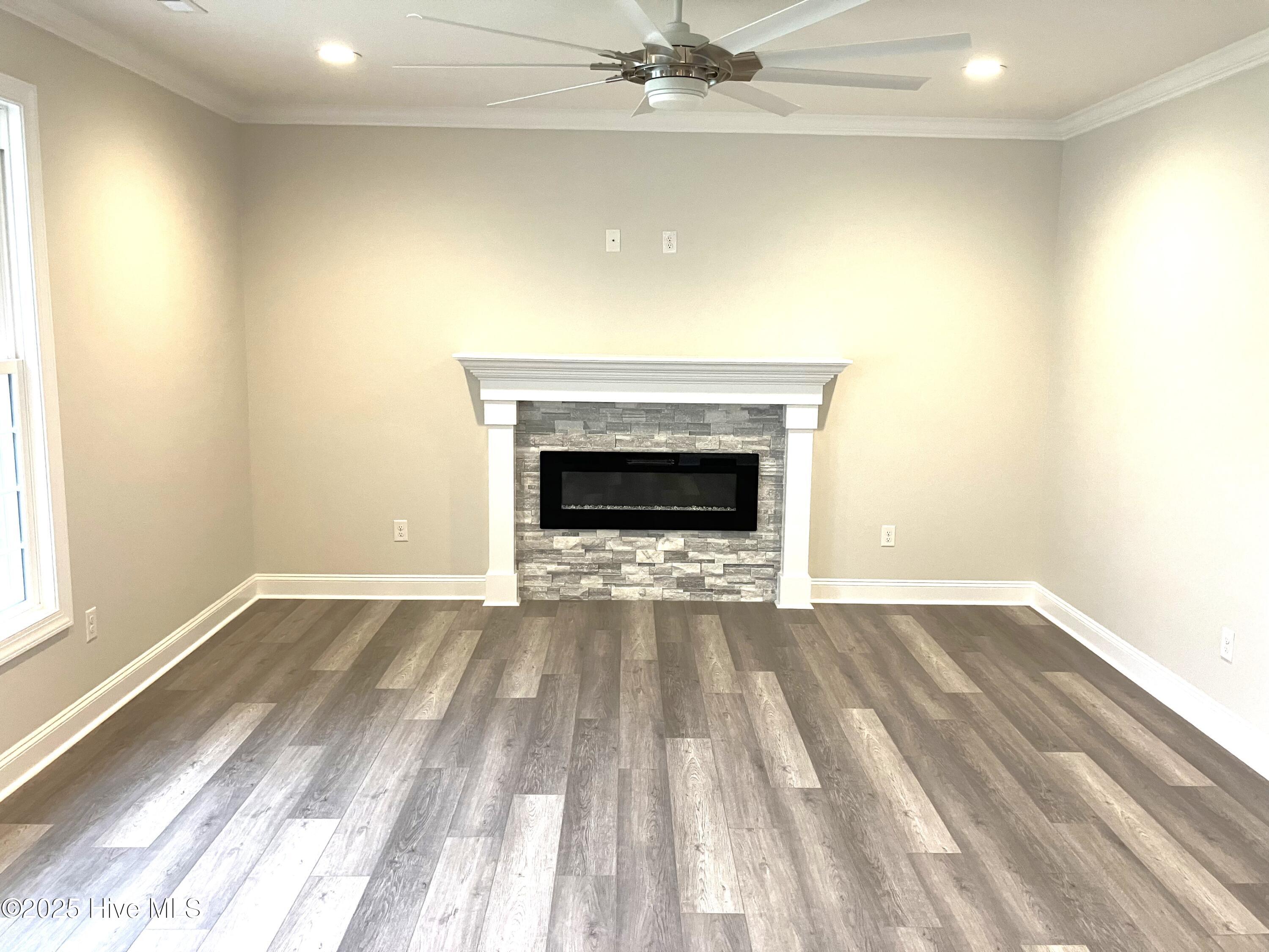 Jacksonville, North Carolina, 28546, United States, 5 Bedrooms Bedrooms, ,3 BathroomsBathrooms,Residential,For Sale,1983326