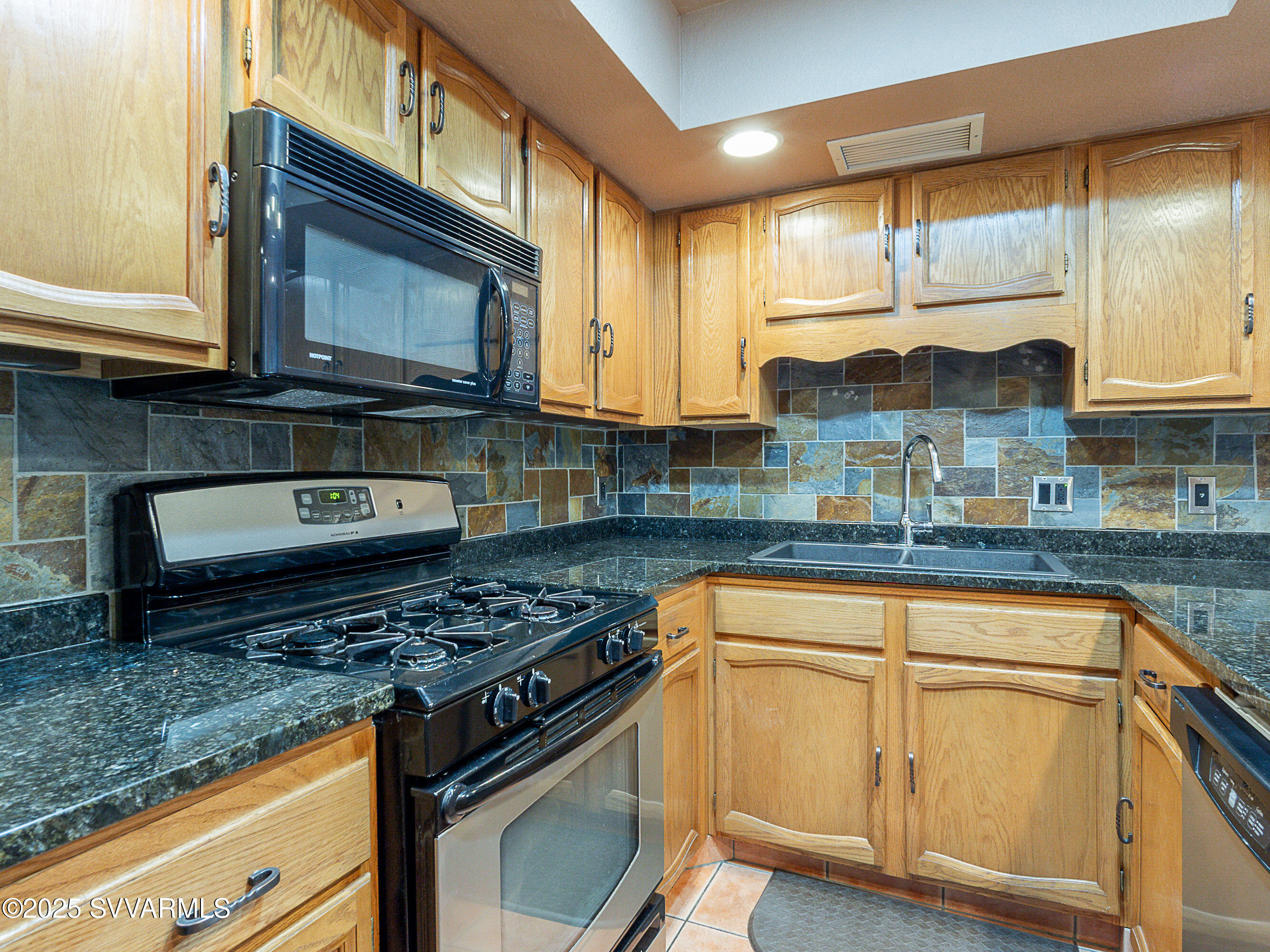 Sedona, Arizona, 86336, United States, 1 Bedroom Bedrooms, ,2 BathroomsBathrooms,Residential,For Sale,1858256