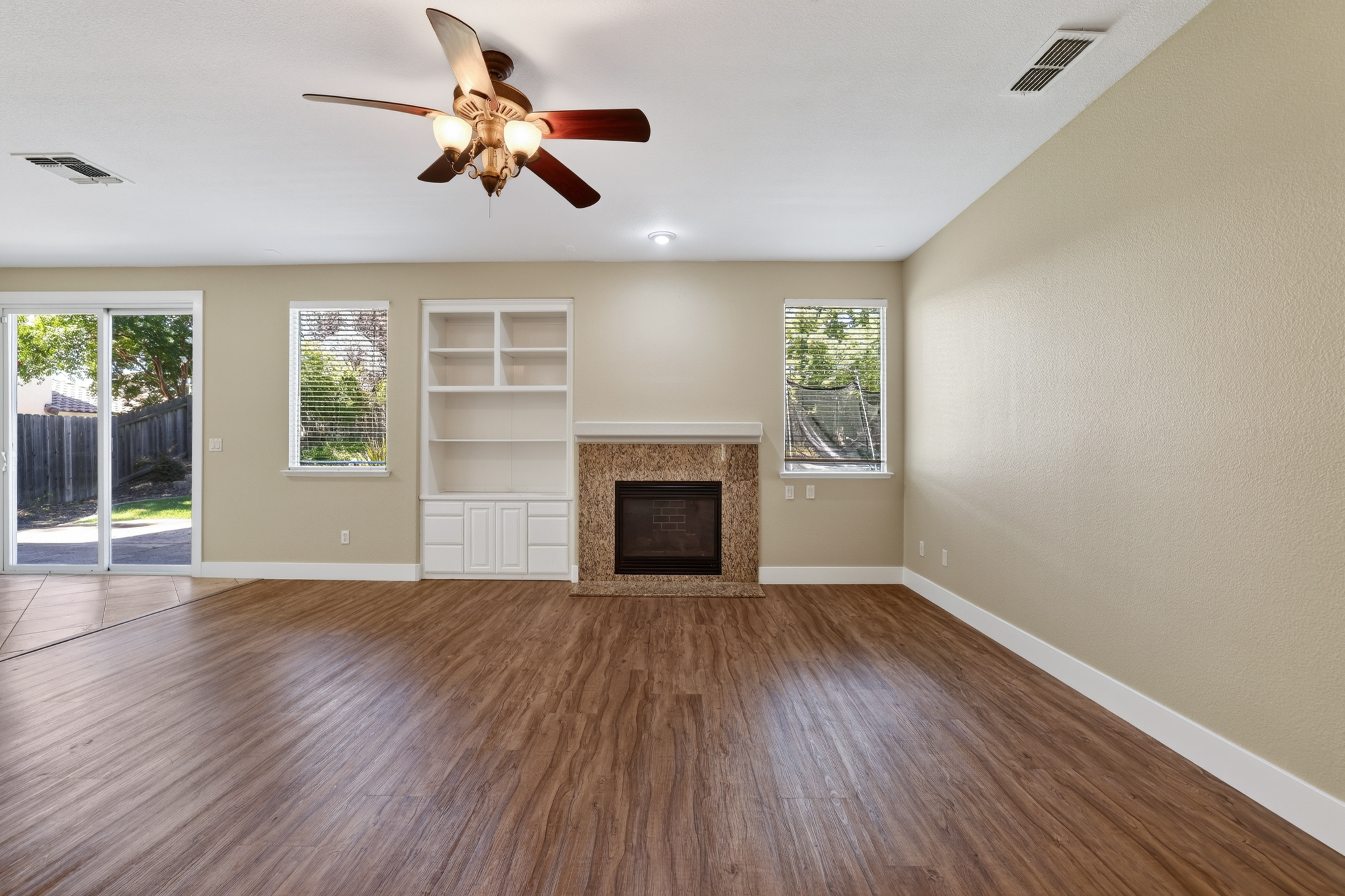  2519 Parkcrest Way, Roseville, CA, 95747 - 物件實景