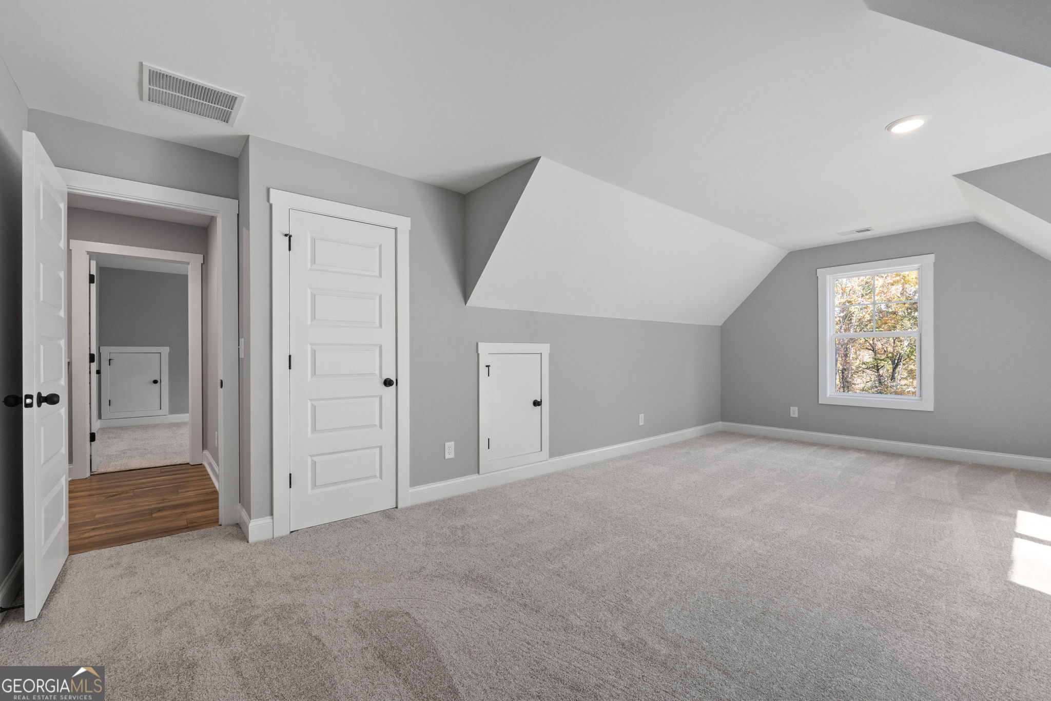 Forsyth, Georgia, 31029, United States, 4 Bedrooms Bedrooms, ,3 BathroomsBathrooms,Residential,For Sale,1992183