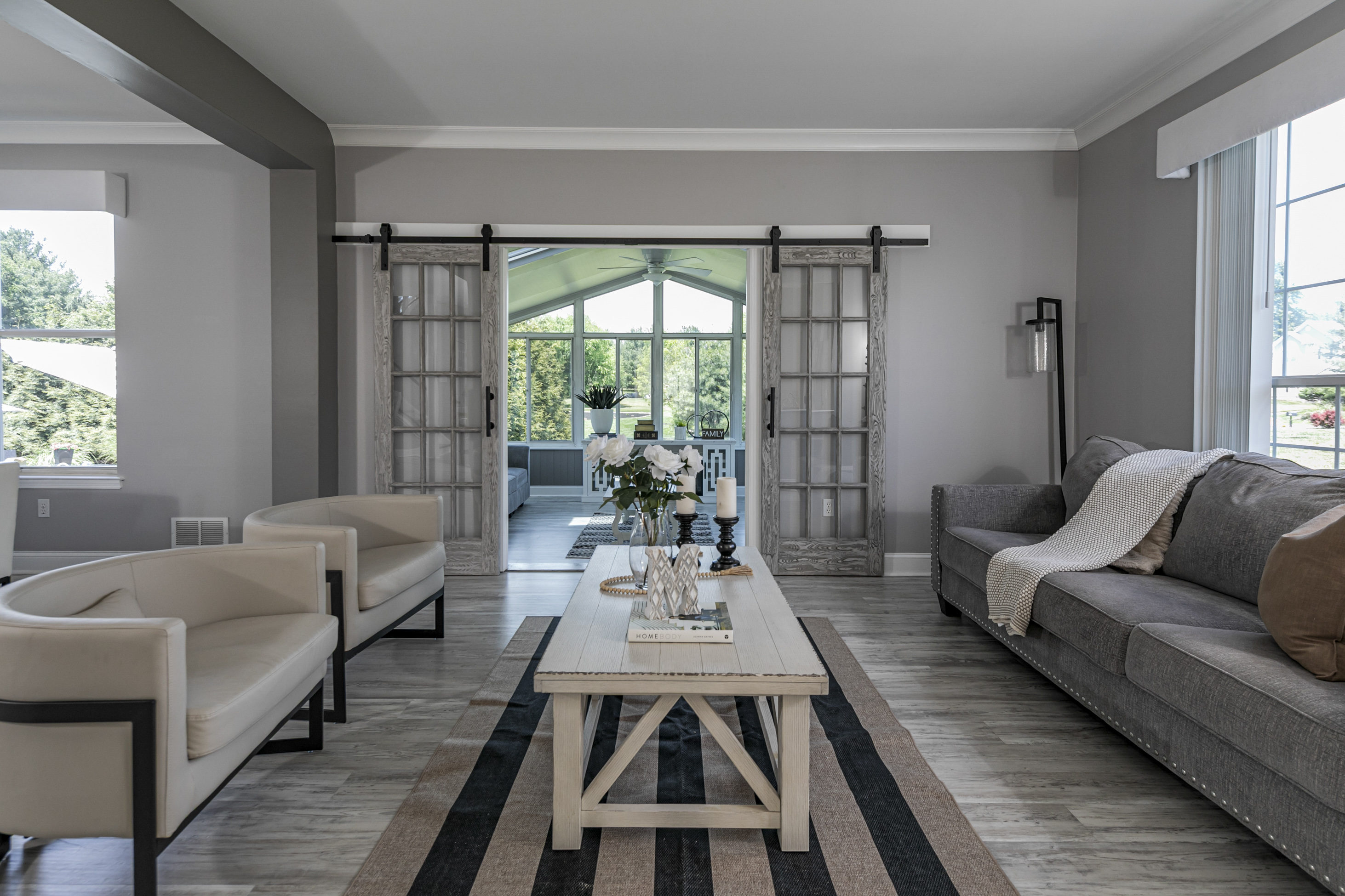  Resort-Worthy Outdoor Living Meets a Thoughtfully Renovated Interior - 物件實景