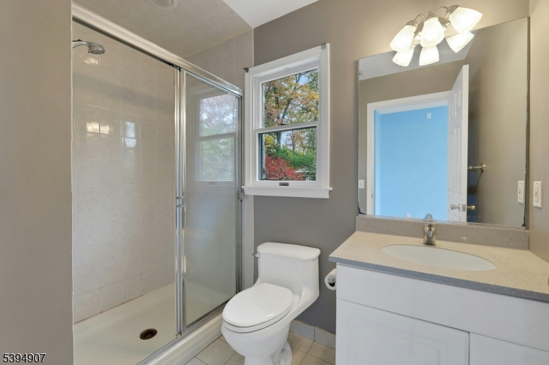 Wayne Twp., New Jersey, 07470, United States, 4 Bedrooms Bedrooms, ,4 BathroomsBathrooms,Residential,For Sale,1989007