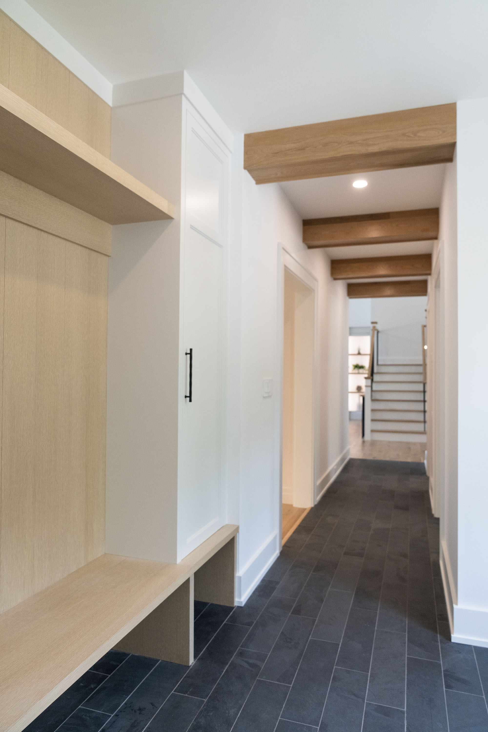 Southold, New York, 11971, United States, 4 Bedrooms Bedrooms, ,6 BathroomsBathrooms,Residential,For Sale,1976205