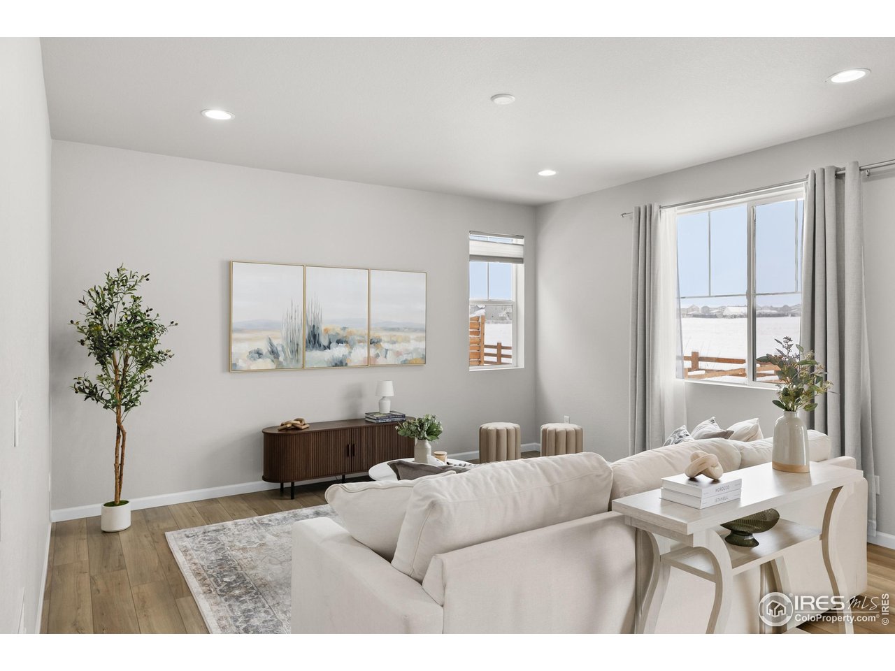 Erie, Colorado, 80516, United States, 4 Bedrooms Bedrooms, ,4 BathroomsBathrooms,Residential,For Sale,2001659