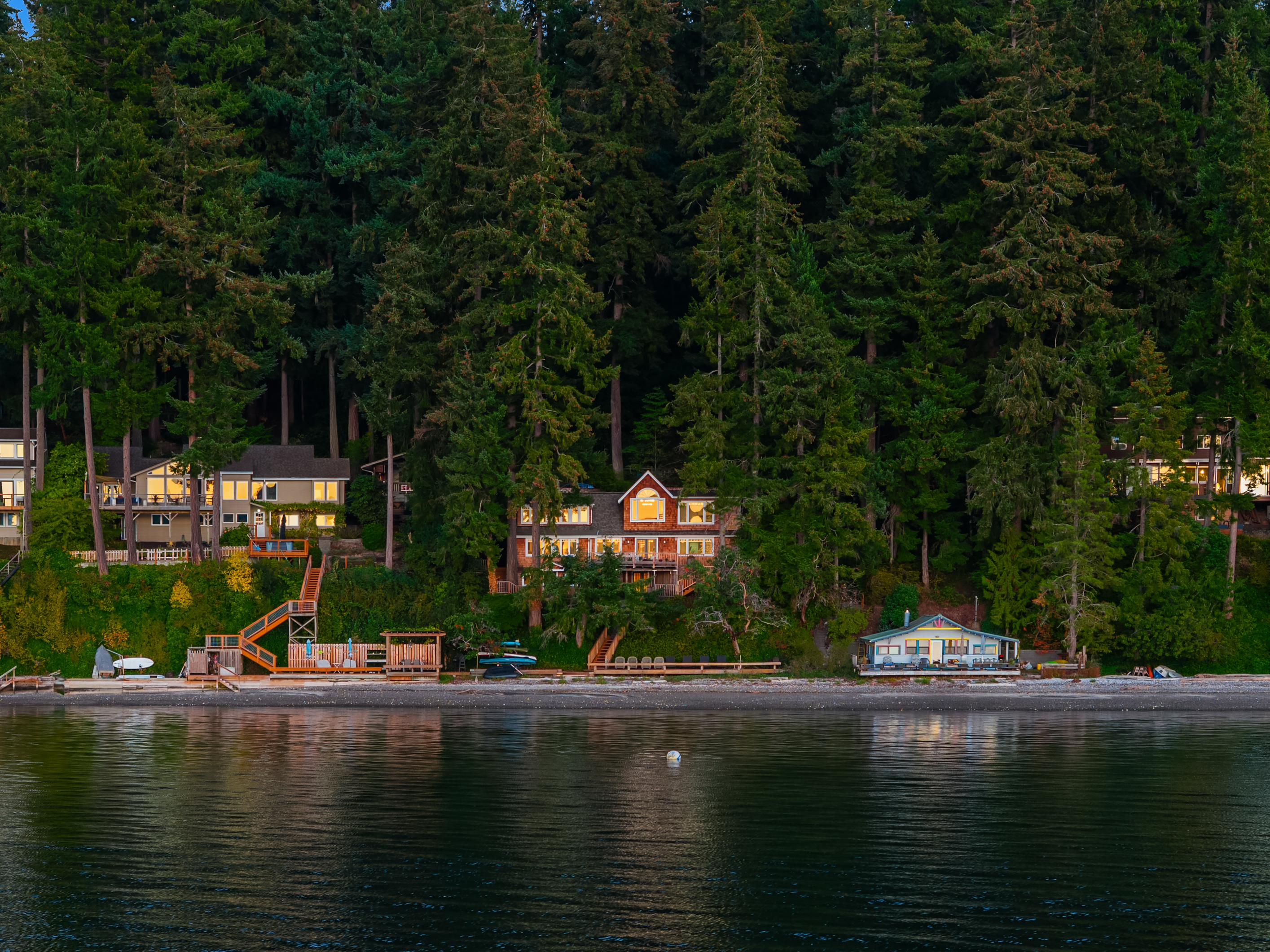  8405 Hansen Road Northeast, Bainbridge Island, WA 98110 - 物件實景
