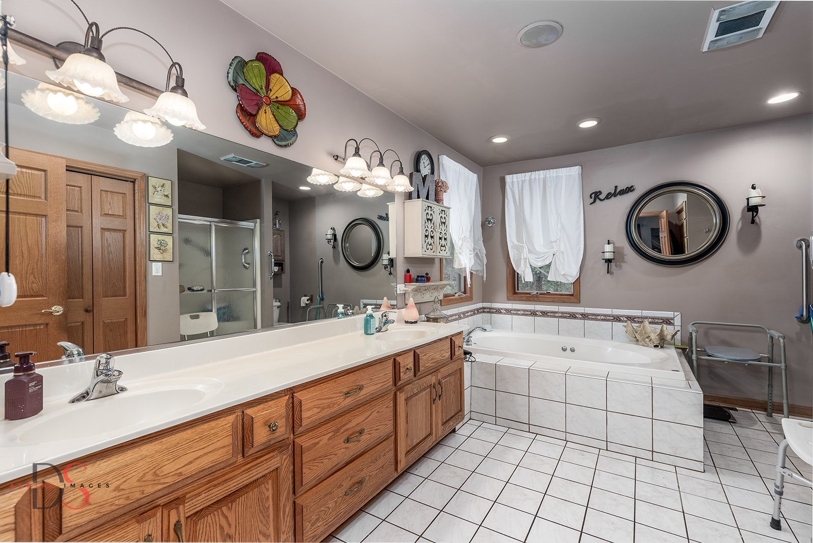 Marseilles, Illinois, 61341, United States, 6 Bedrooms Bedrooms, ,6 BathroomsBathrooms,Residential,For Sale,1925611