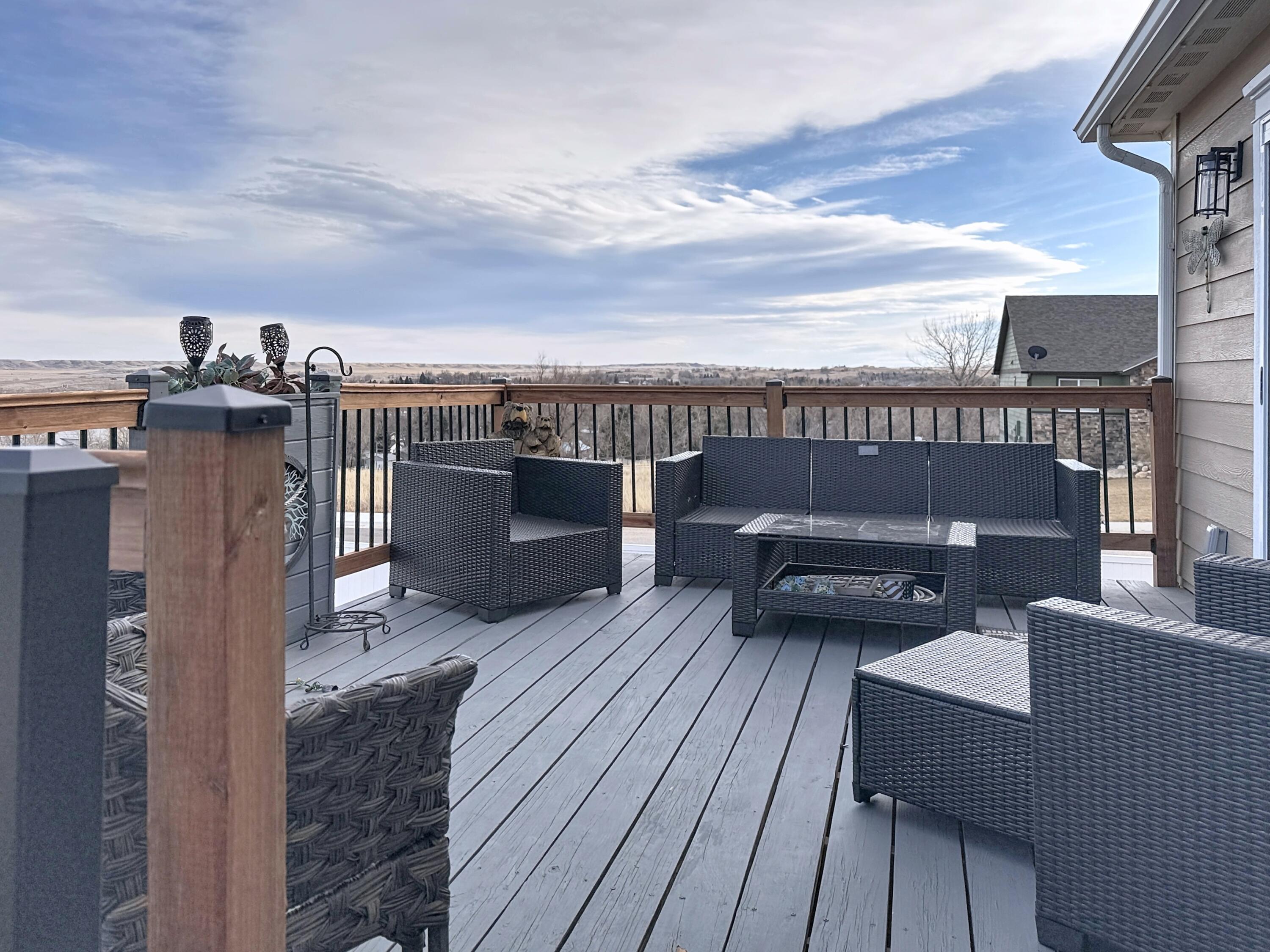 Buffalo, Wyoming, 82834, United States, 5 Bedrooms Bedrooms, ,3 BathroomsBathrooms,Residential,For Sale,2016327