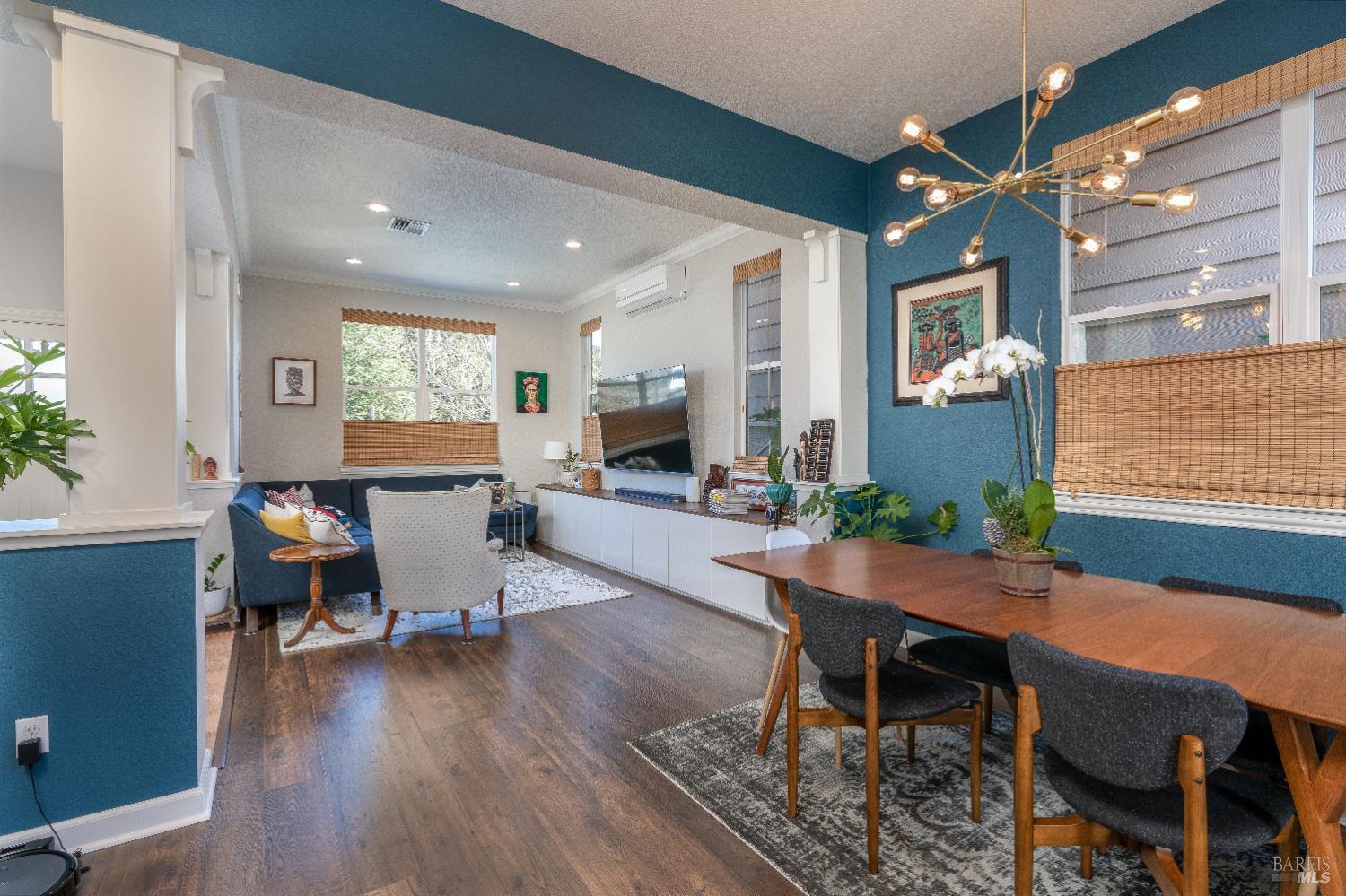 Sebastopol, California, 95472, United States, 3 Bedrooms Bedrooms, ,4 BathroomsBathrooms,Residential,For Sale,1987420