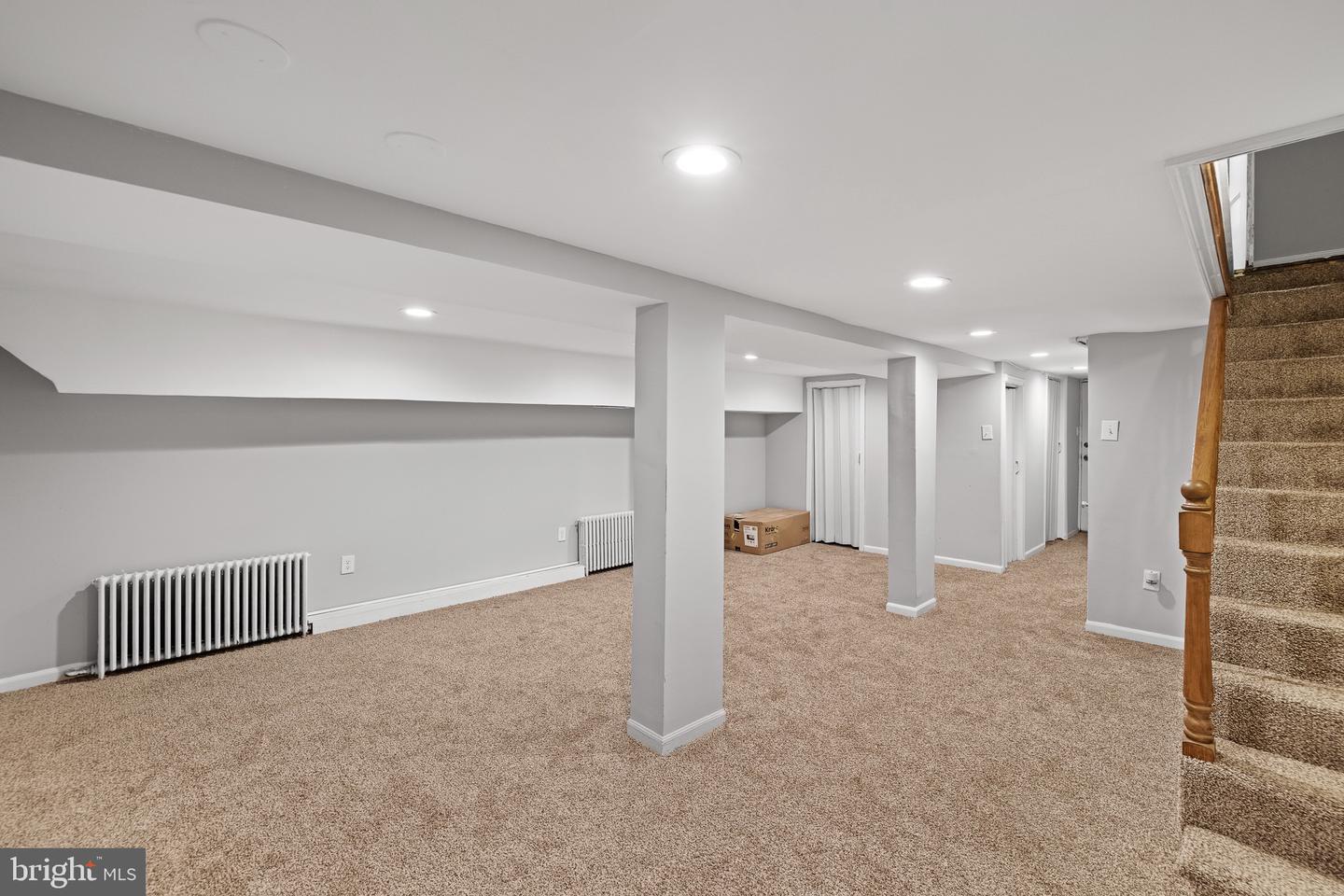 Washington, District of Columbia, 20002, United States, 3 Bedrooms Bedrooms, ,2 BathroomsBathrooms,Residential,For Sale,1964889