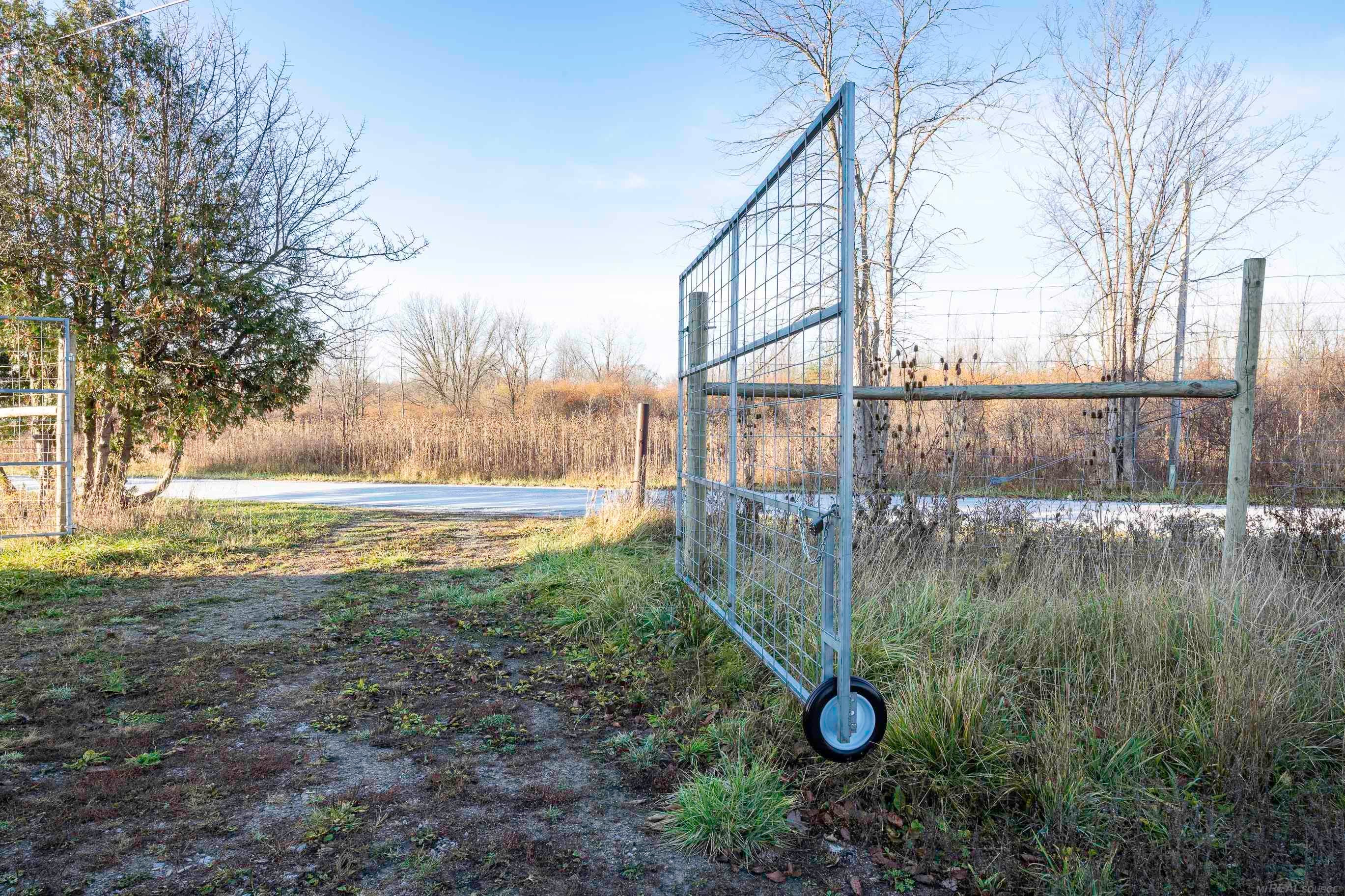 Ray, Michigan, 48096, United States, ,Land,For Sale,1998668