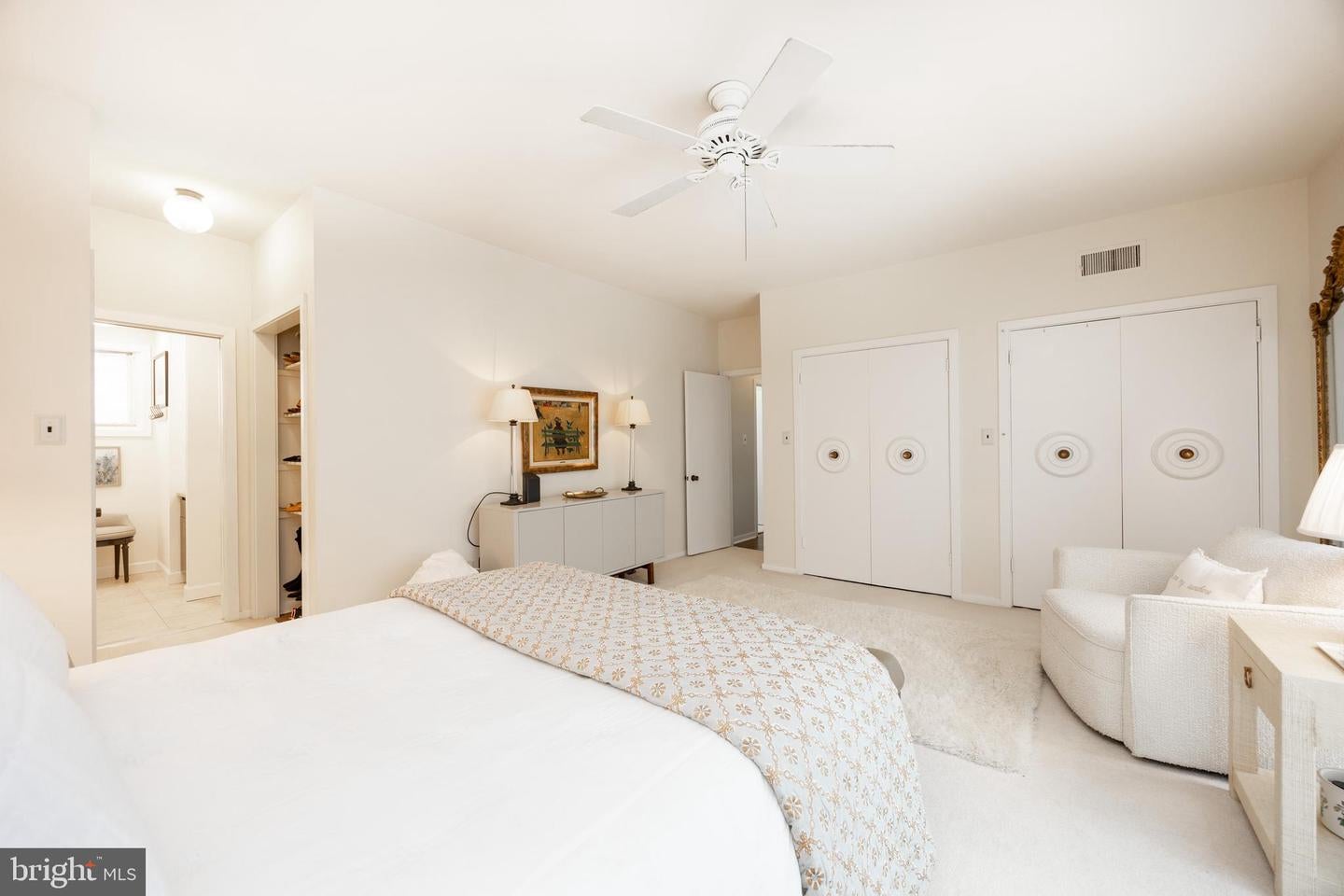 DEVON, Pennsylvania, 19333, United States, 2 Bedrooms Bedrooms, ,3 BathroomsBathrooms,Residential,For Sale,1980248