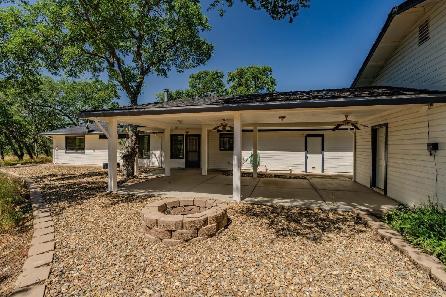 Valley Springs, California, 95252, United States, 3 Bedrooms Bedrooms, ,2 BathroomsBathrooms,Residential,For Sale,1944920