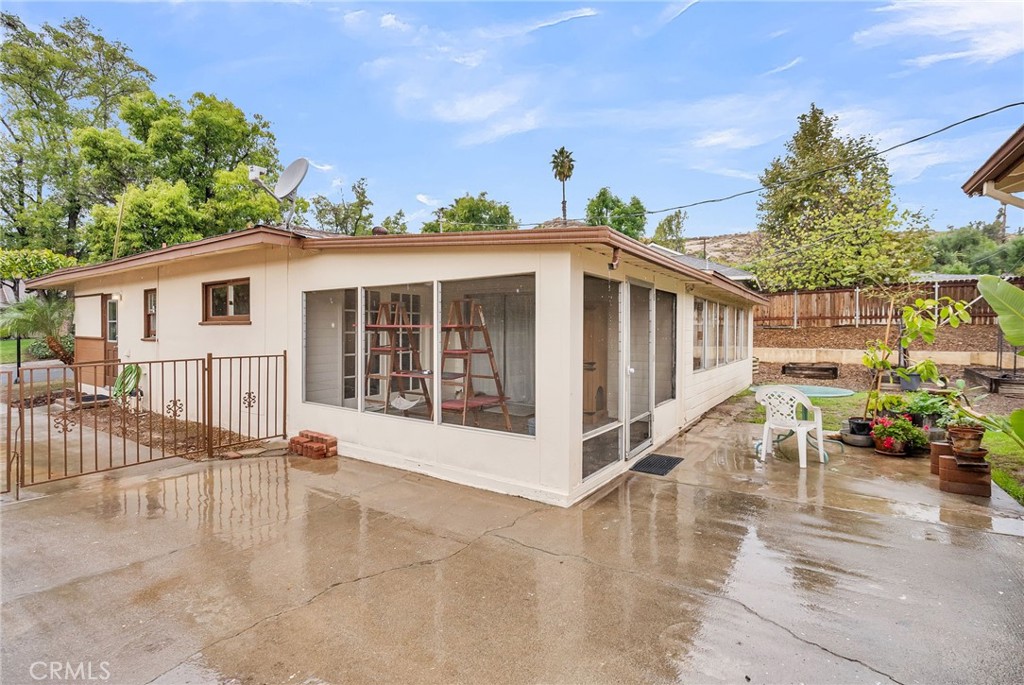 Riverside, California, 92506, United States, 3 Bedrooms Bedrooms, ,2 BathroomsBathrooms,Residential,For Sale,2001609