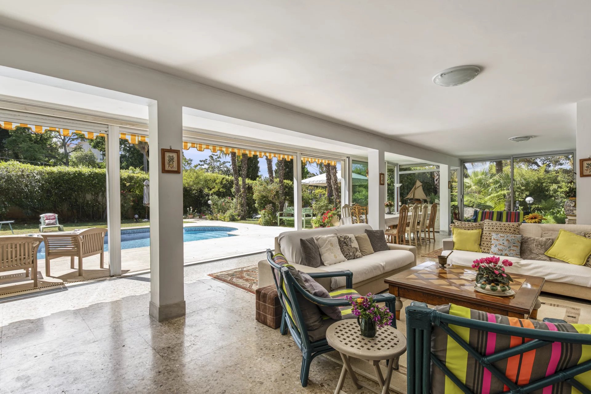 Antibes, Provence-Alpes-Côte d?Azur, 06600, FR, 5 Bedrooms Bedrooms, ,4 BathroomsBathrooms,Residential,For Sale,1414458
