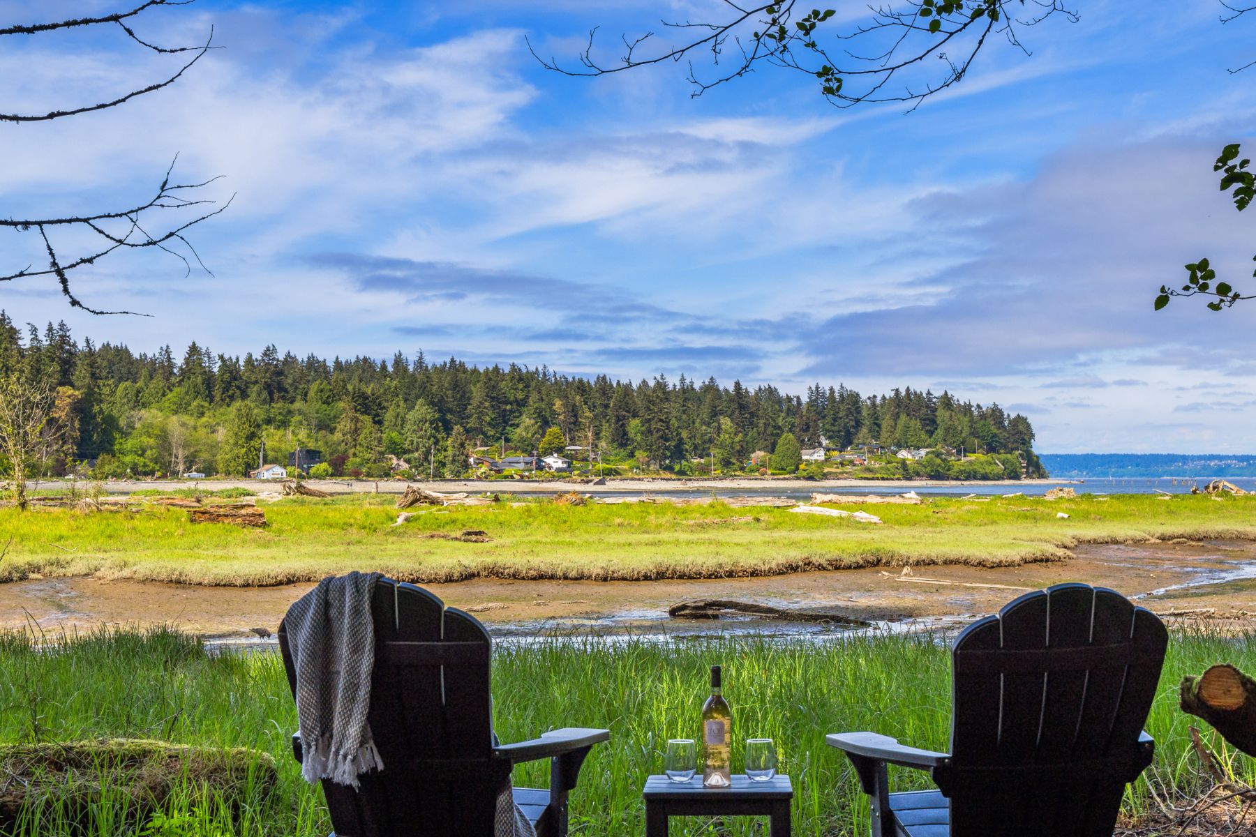  9720 NE Lofgren Rd, Bainbridge Island, WA 98110 - 物件實景