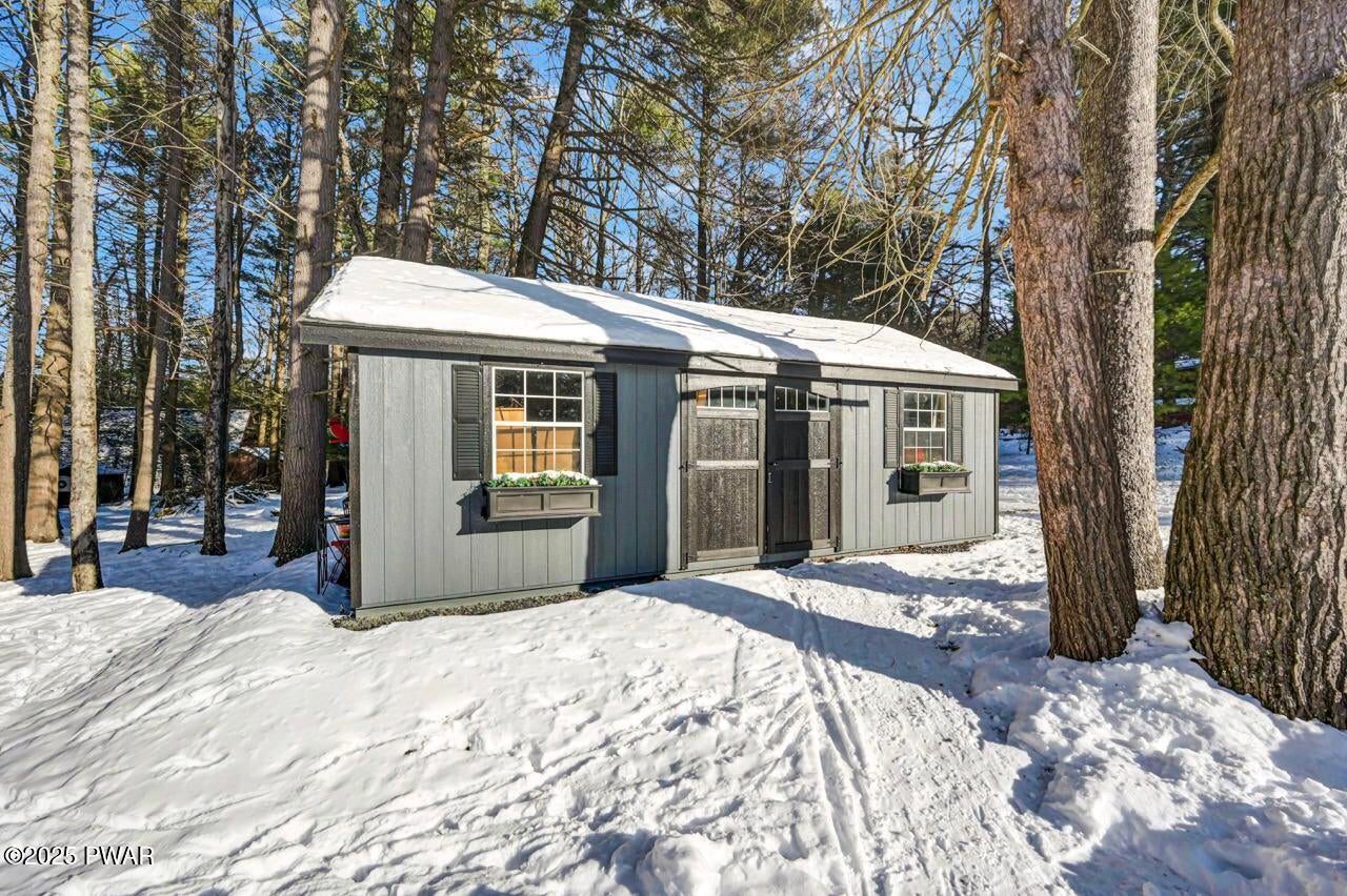 Dingmans Ferry, Pennsylvania, 18328, United States, 2 Bedrooms Bedrooms, ,1 BathroomBathrooms,Residential,For Sale,2006132