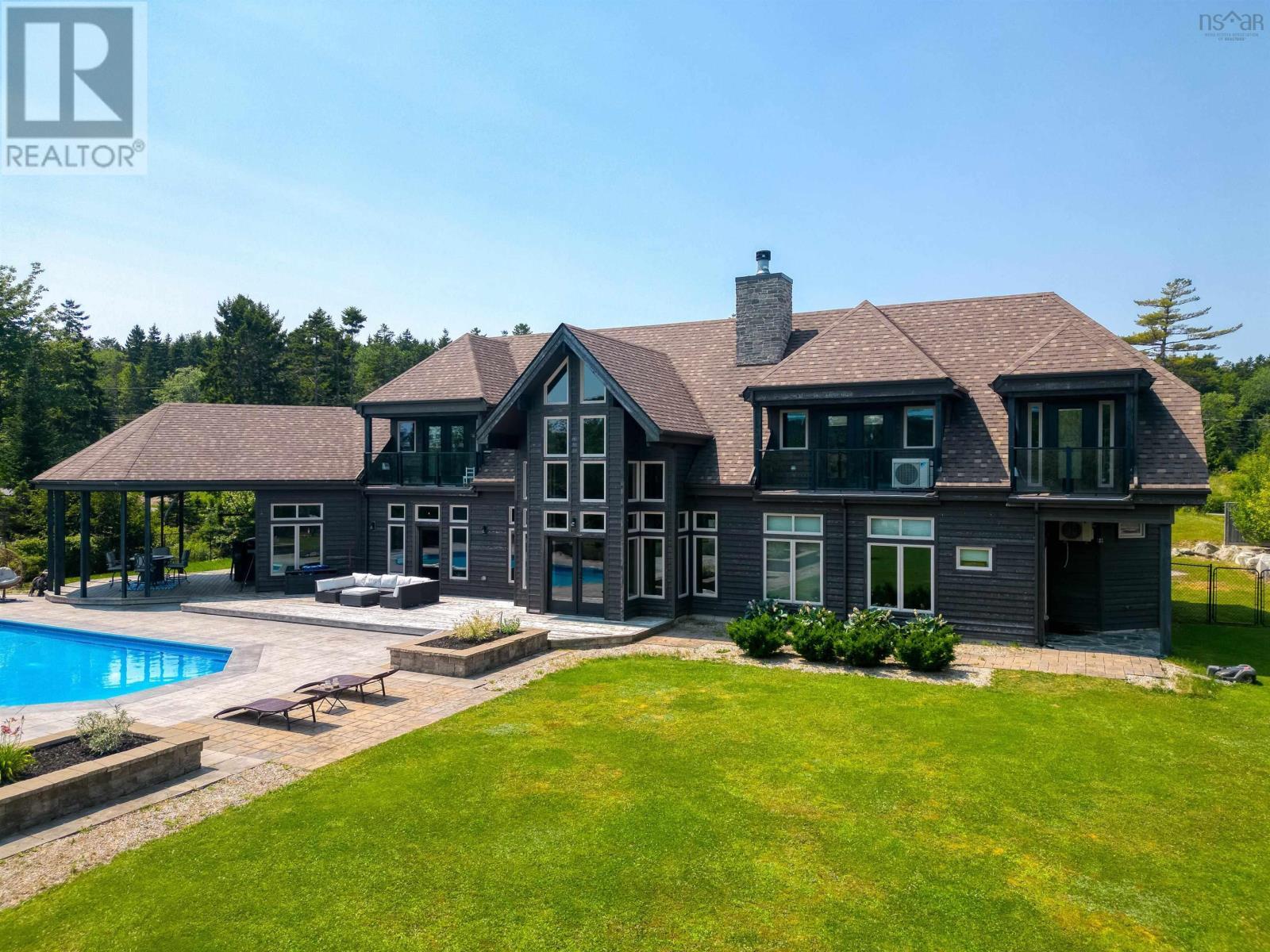 LAKE LOON, Nova Scotia, B2W 6C8, CA, 6 Bedrooms Bedrooms, ,6 BathroomsBathrooms,Residential,For Sale,1836689