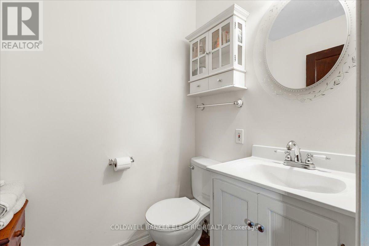 TRENT HILLS (CAMPBELLFORD), Ontario, K0L 1L0, CA, 3 Bedrooms Bedrooms, ,1 BathroomBathrooms,Residential,For Sale,1883318
